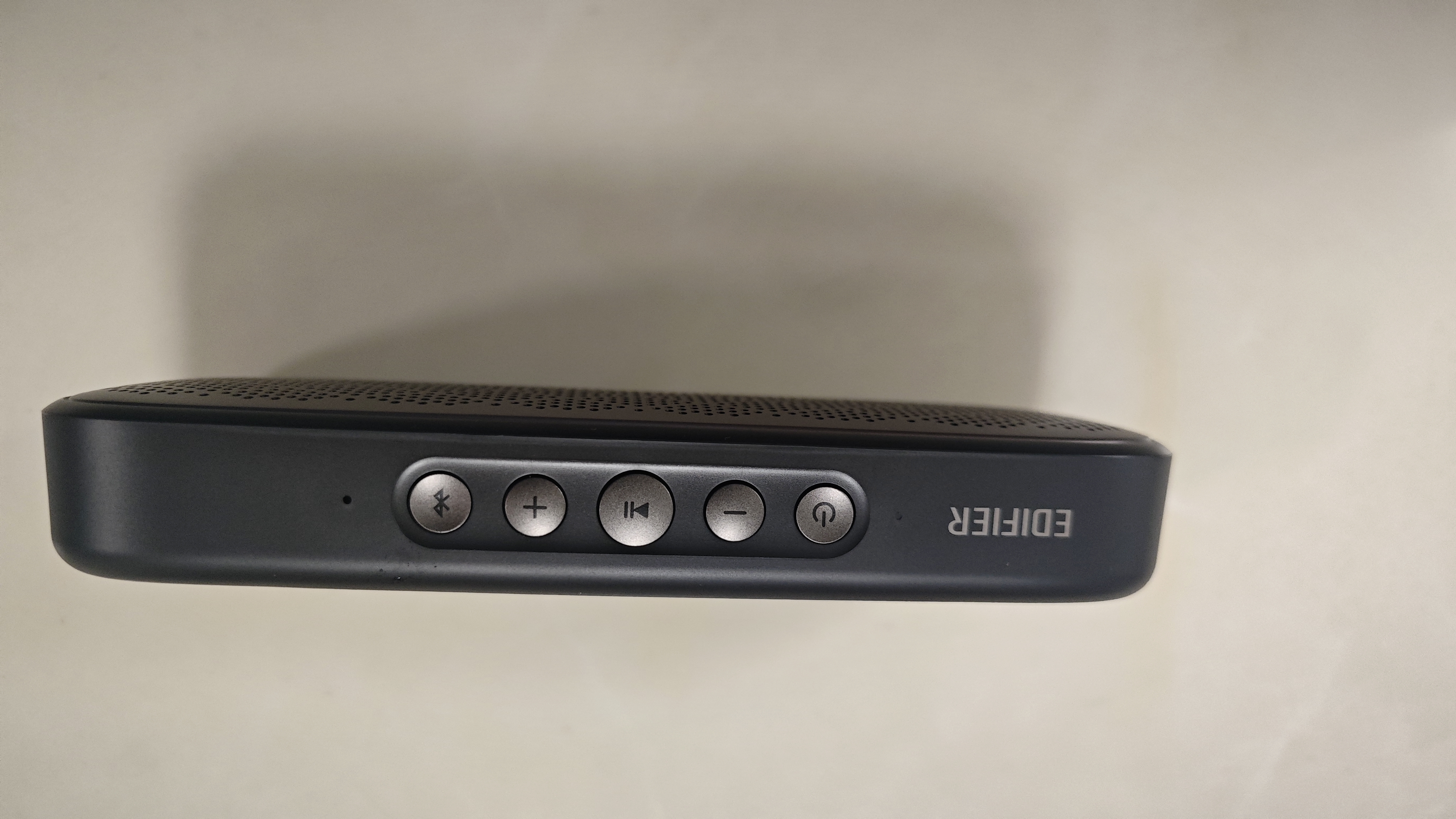 漫步者（EDIFIER）M125 无线迷你蓝牙音箱 户外便携 精致露营音箱 高颜值 手机电脑音响 收钱语音提示 灰色 实拍图