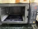 美的（Midea）家用变频微波炉平板式易清洁800W微波速热智能菜单钻石背板加热20L小型一级能效（PM20M2 实拍图