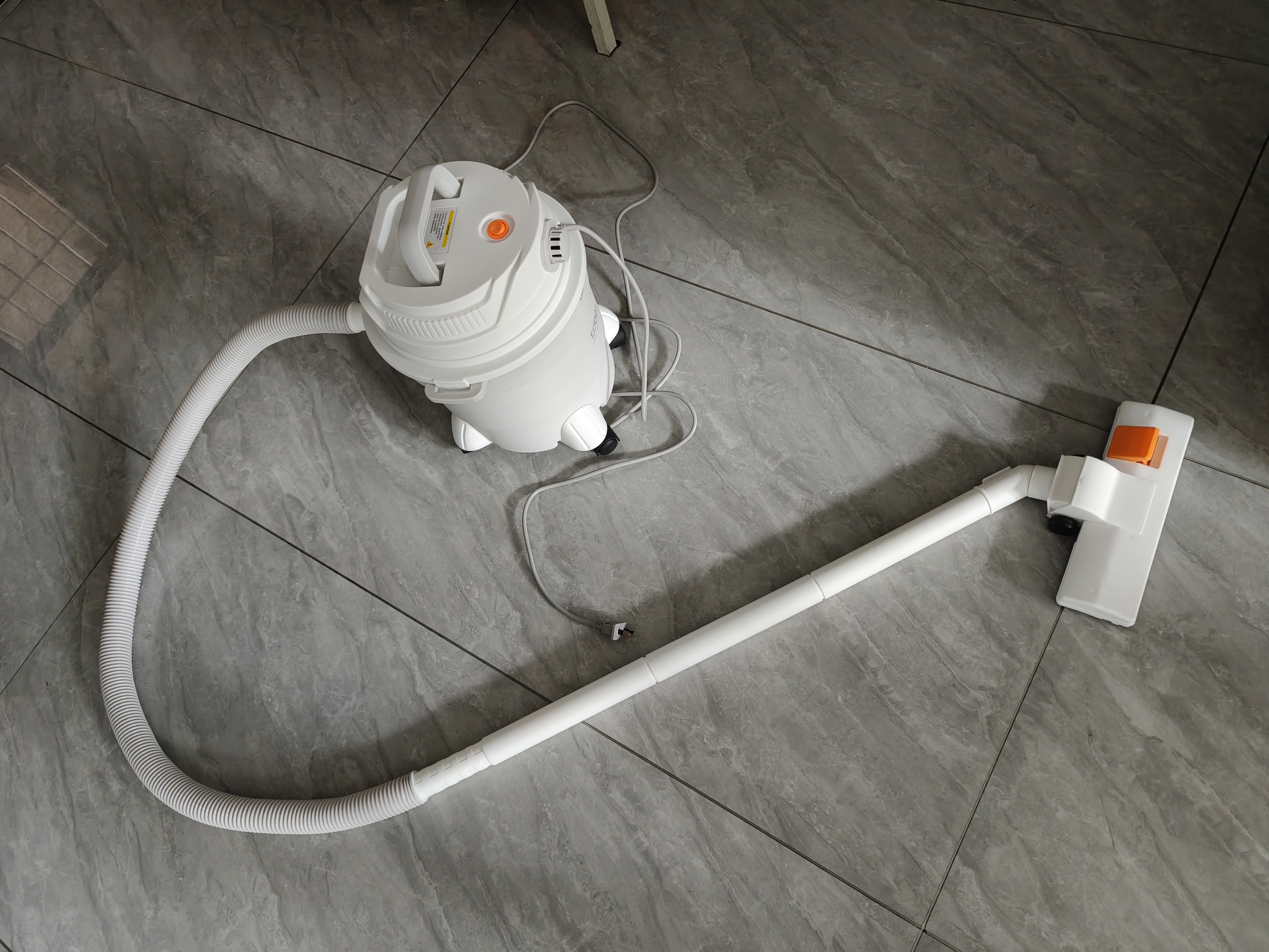 德尔玛（Deerma）【返50E卡到手102元】TJ700S 桶式吸尘器 开荒装修院子吹灰 家用商用 1200W大功率 3用吸头 实拍图