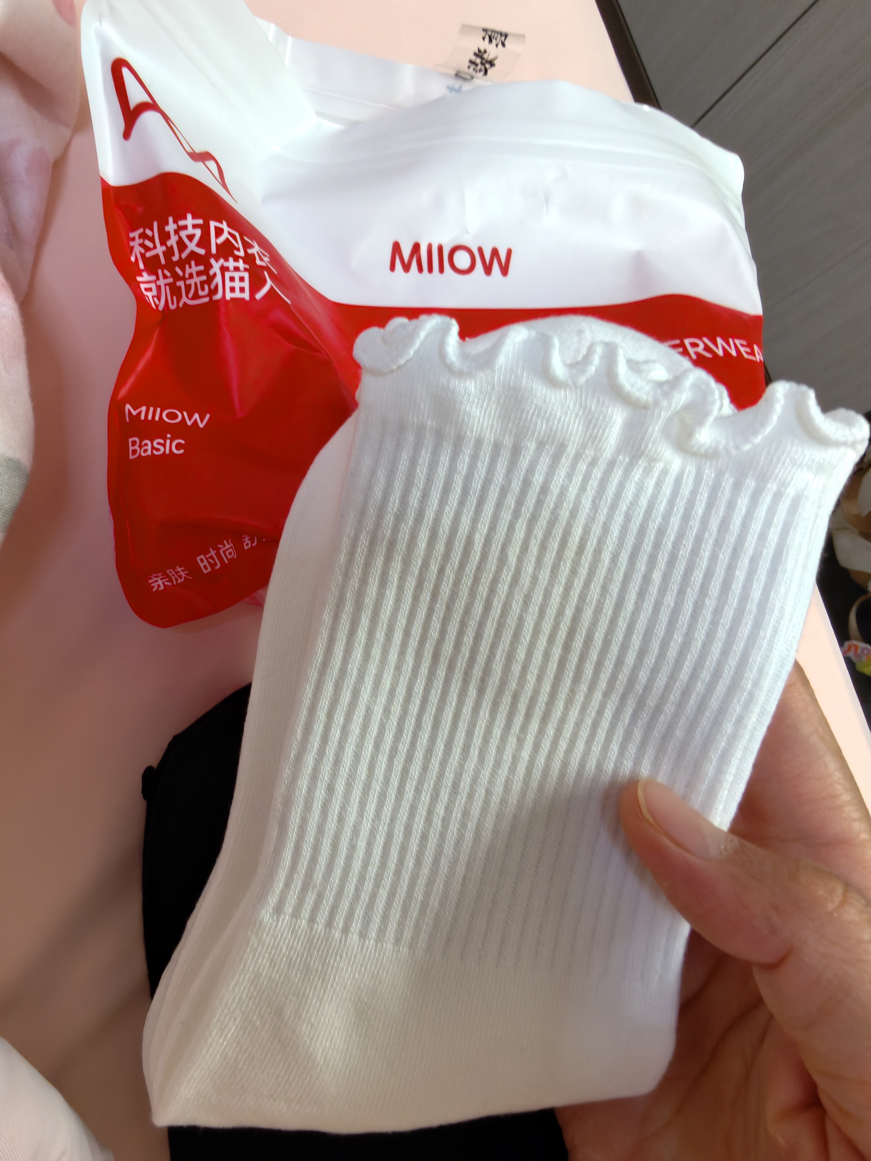 猫人木耳边女士袜子女秋冬季棉袜女中筒袜子棉质花边堆堆袜长袜3黑2白 实拍图