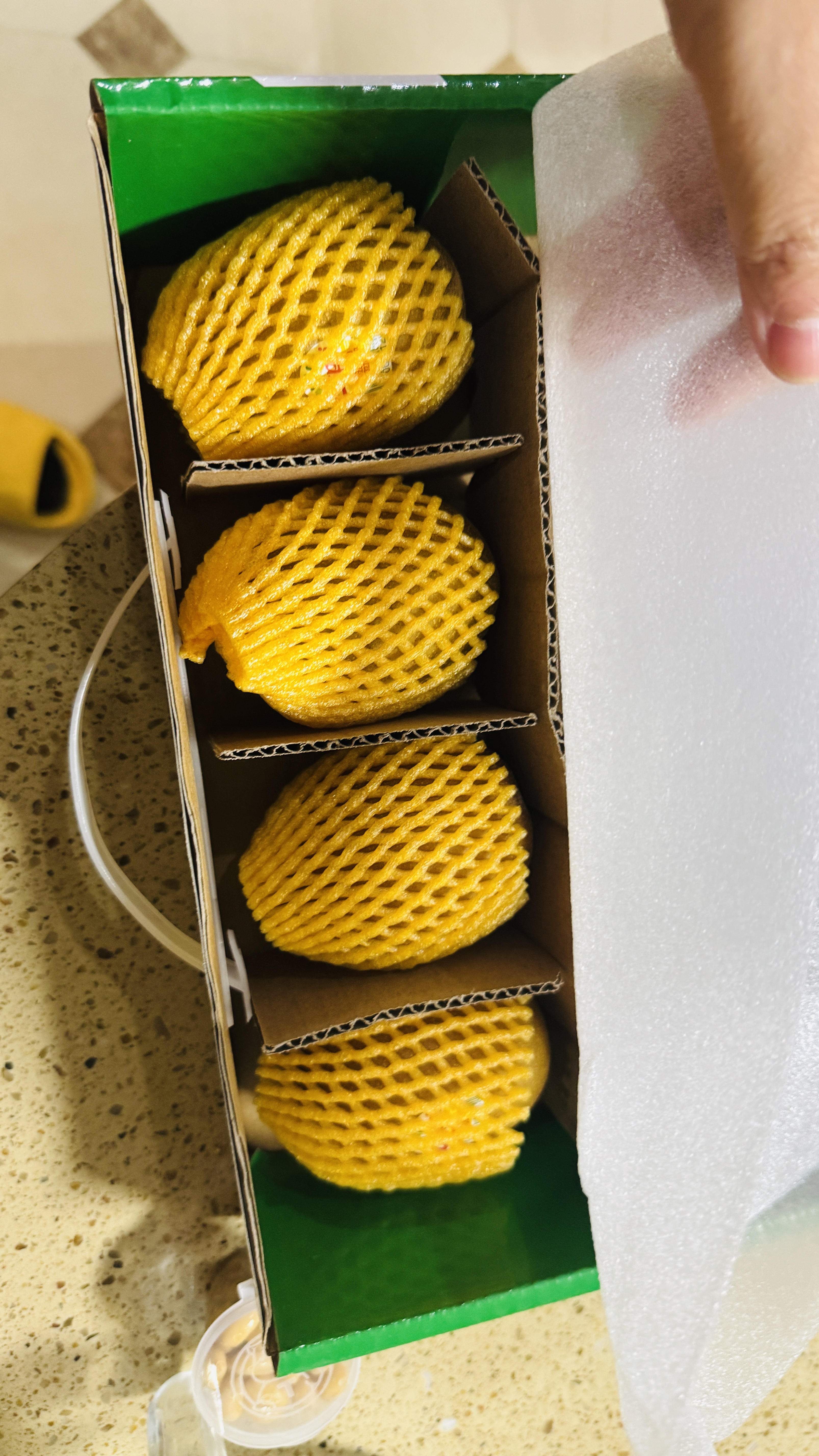 佳沛（zespri）新西兰金奇异果12粒特大果124-146g猕猴桃水果礼盒 实拍图