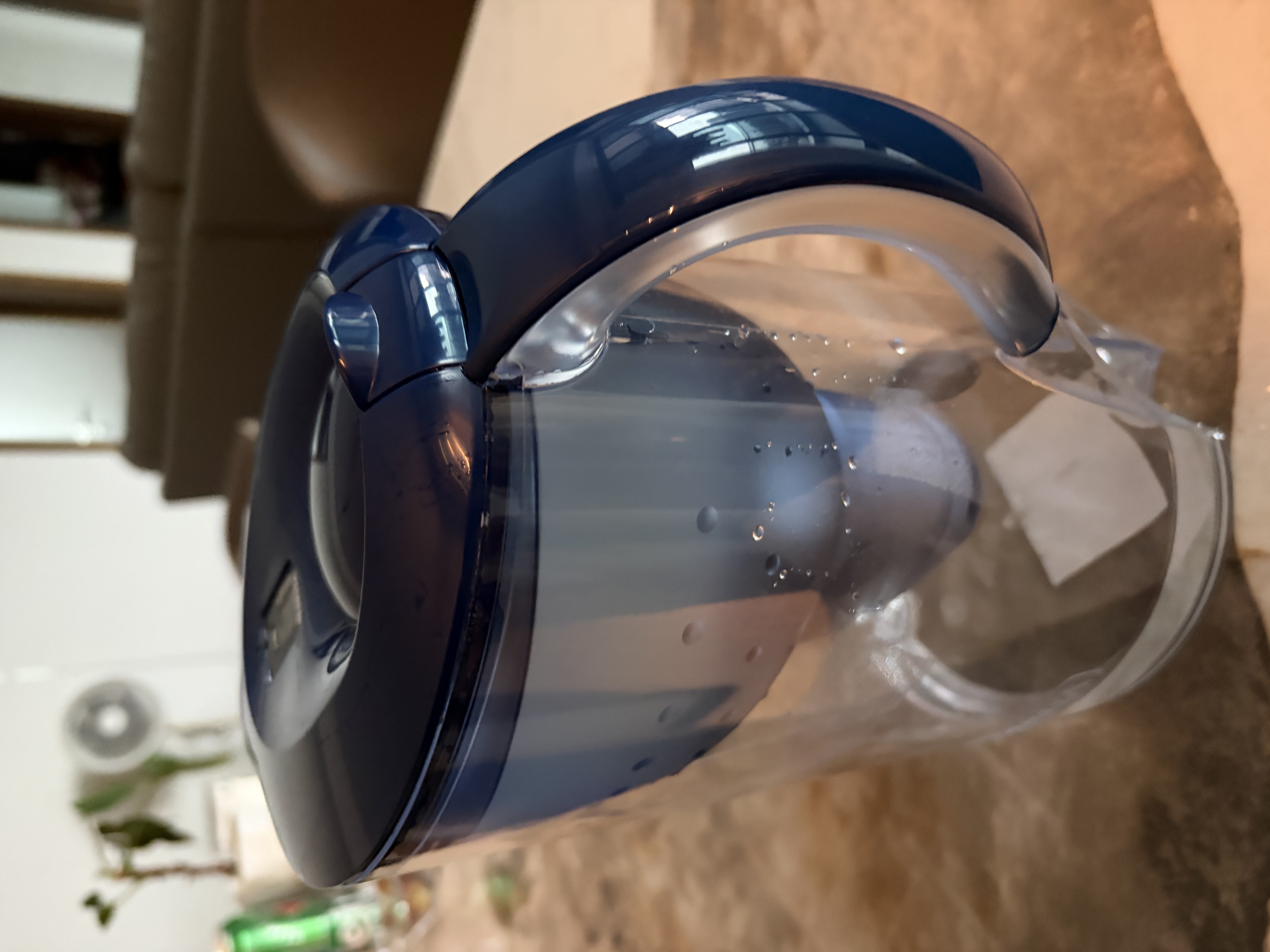 碧然德（BRITA） 过滤净水器 家用滤水壶 净水壶 海洋系列 3.5L蓝色 一壶3芯装 环保加固包装 实拍图