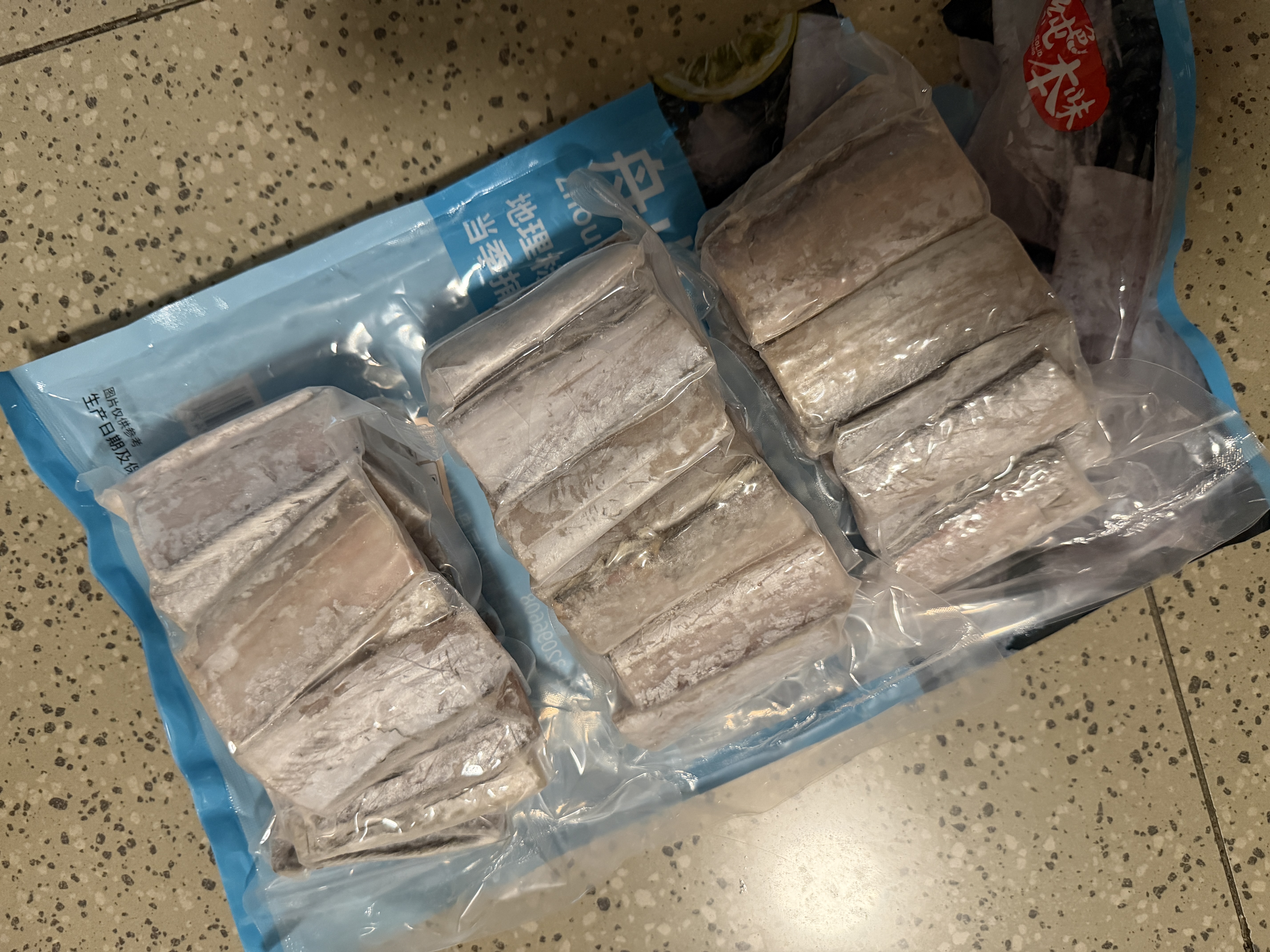 纯色本味冷冻舟山带鱼段去头去尾净重3斤烧烤地标产品生鲜食材开海季 实拍图