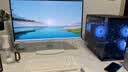 微星（MSI）白刃X32 MAG 274QRFW X32 27英寸2K320Hz HDR400 0.5msGTG 2K240Hz 快速IPS 白色游戏电竞显示器 实拍图