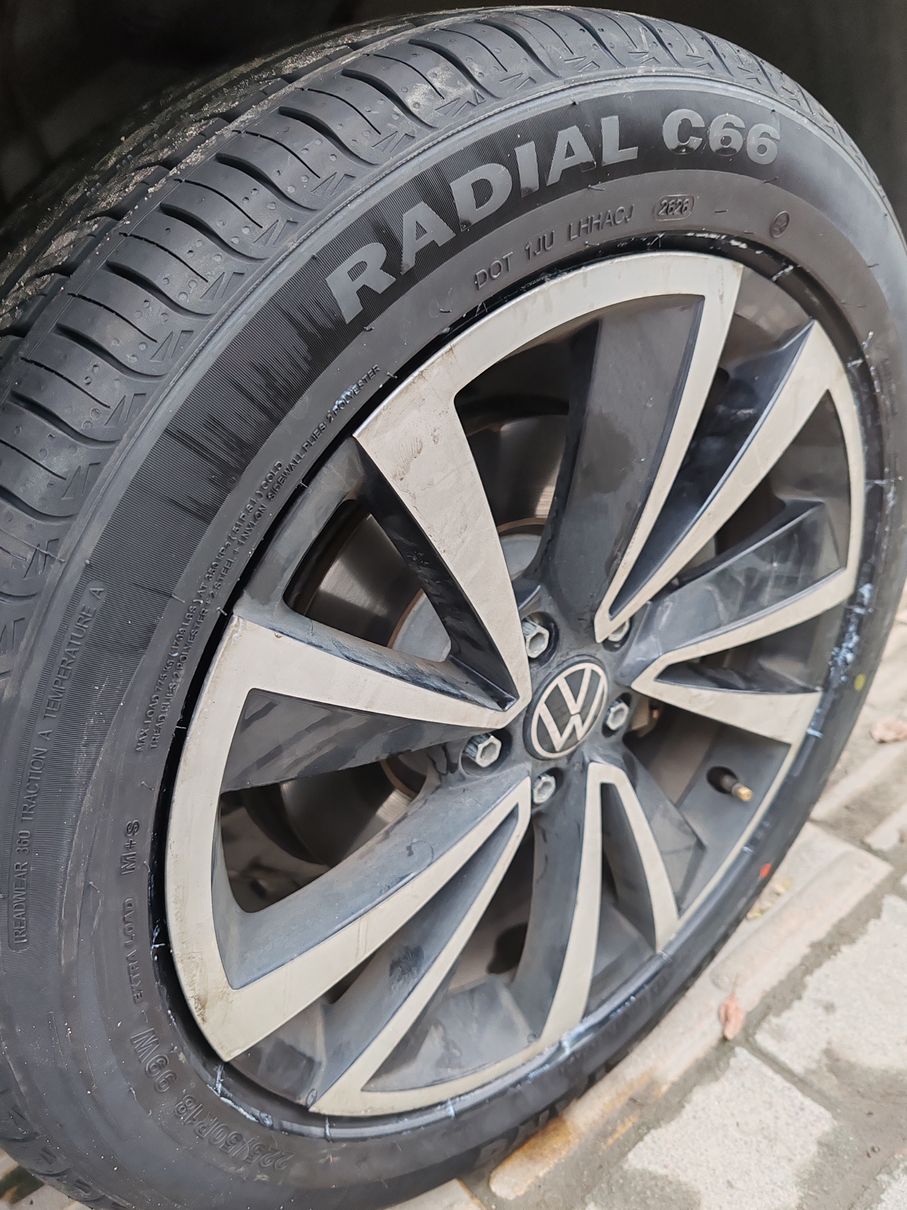 朝阳轮胎 汽车轮胎 225/50R18 99W C66 适配途岳/捷达VS5/艾力绅 实拍图