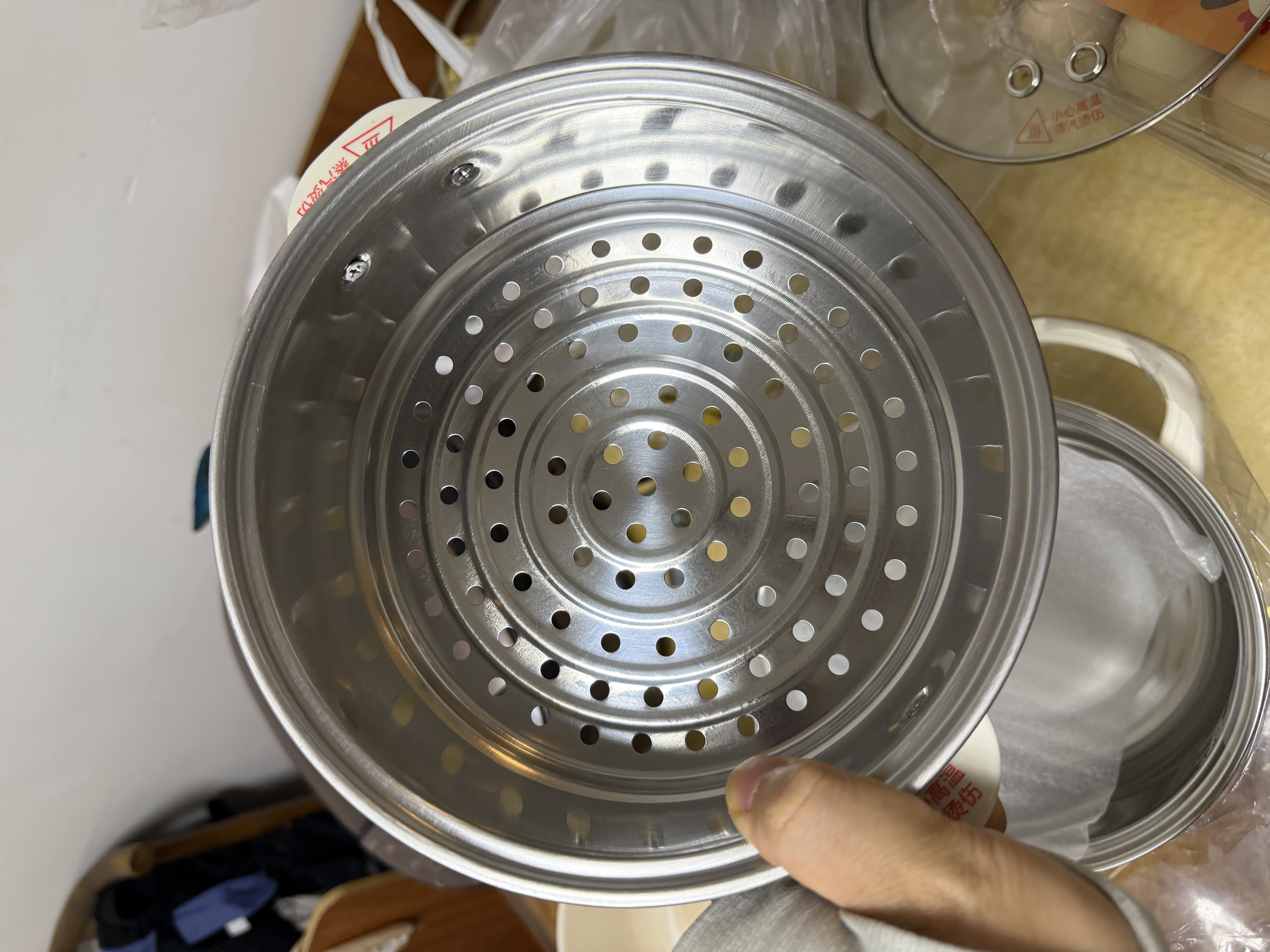 美的（Midea）电煮锅 0涂层不锈钢 宿舍小电锅 多功能家用宿舍泡面小火锅 2.6L蒸煮一体电热锅 XZC2066G 配蒸笼 实拍图