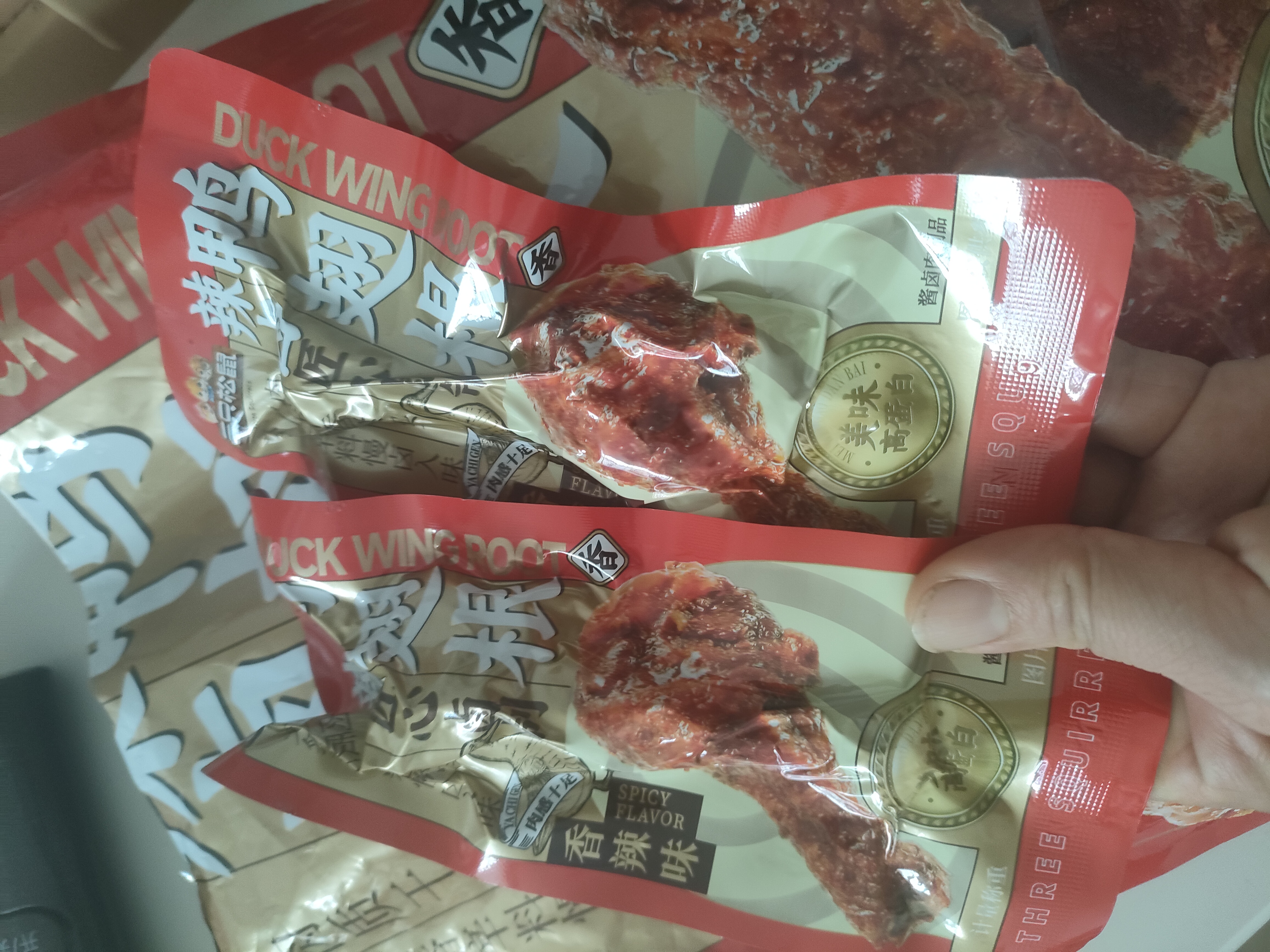 三只松鼠辣卤鸭翅根480g 肉干肉脯休闲卤味追剧世界杯小吃独立包装约16根 实拍图
