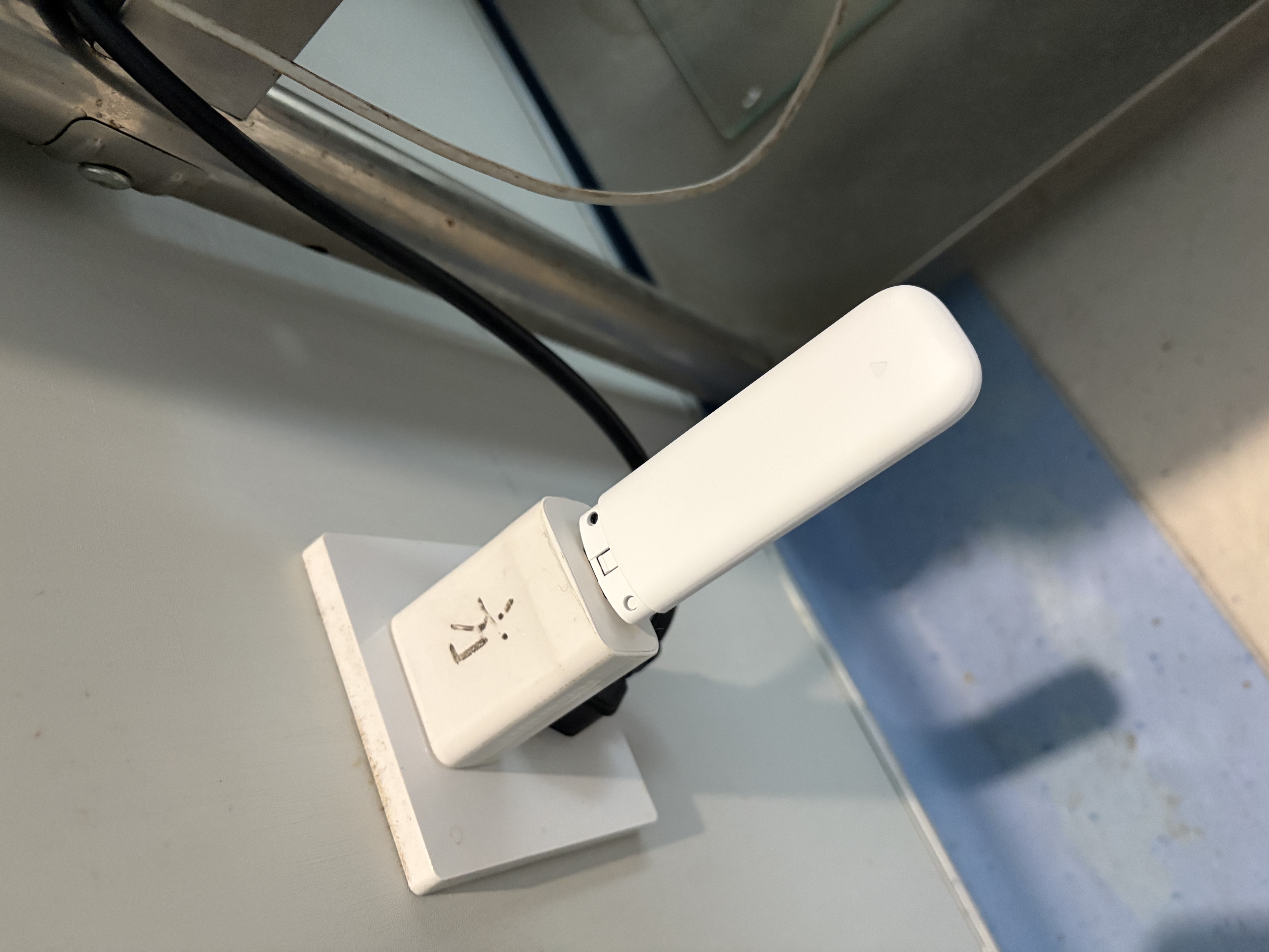 中兴（ZTE）F32随身wifi6免插卡无线上网卡支持5G/4G设备全网通路由器无限随行wi-fi车载宿舍户外流量卡托2026 实拍图