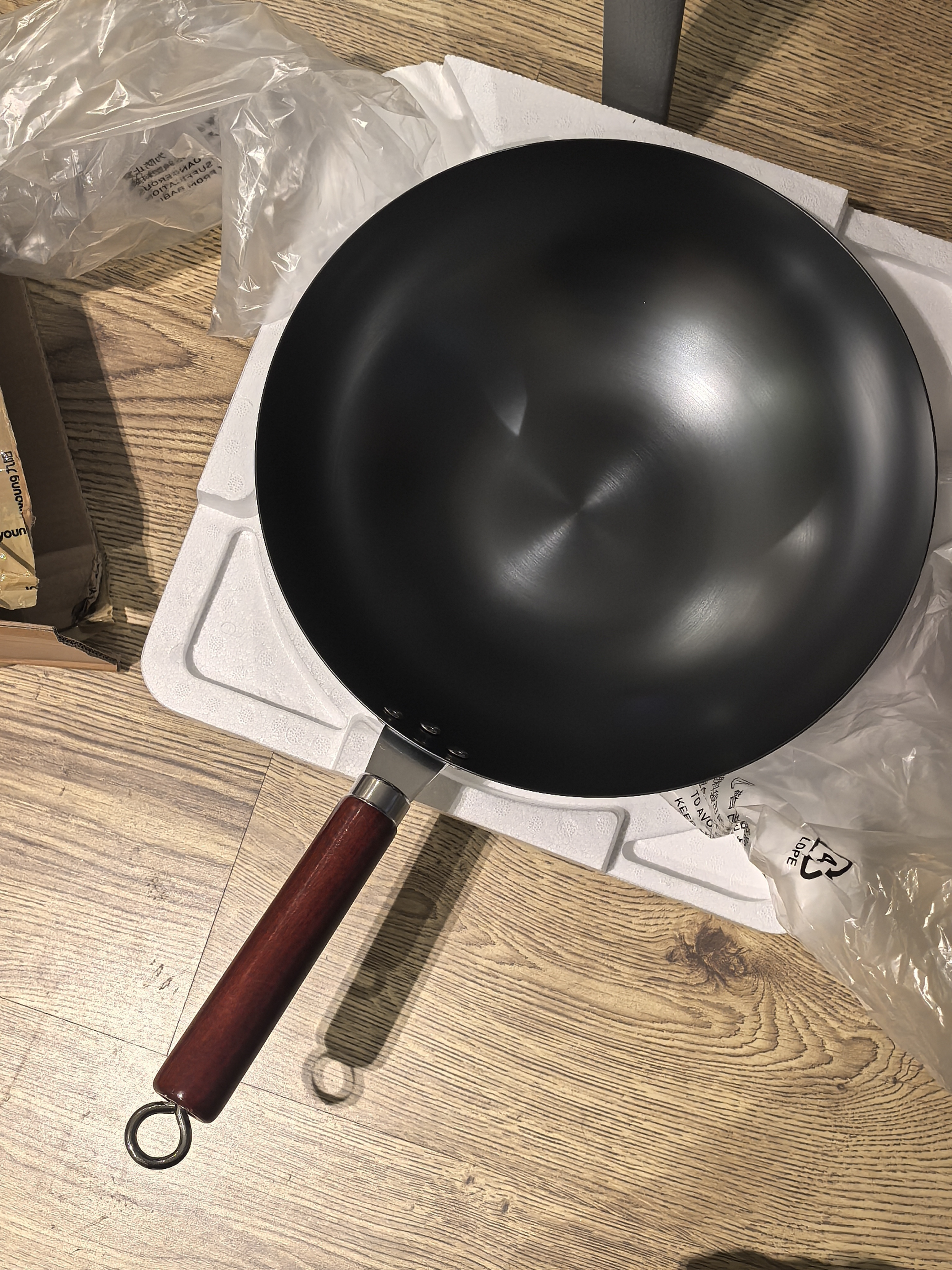 九阳（Joyoung）炒锅铁锅健康无涂层精铁家用炒菜锅不易生锈炉灶通用32cm带盖C121 实拍图