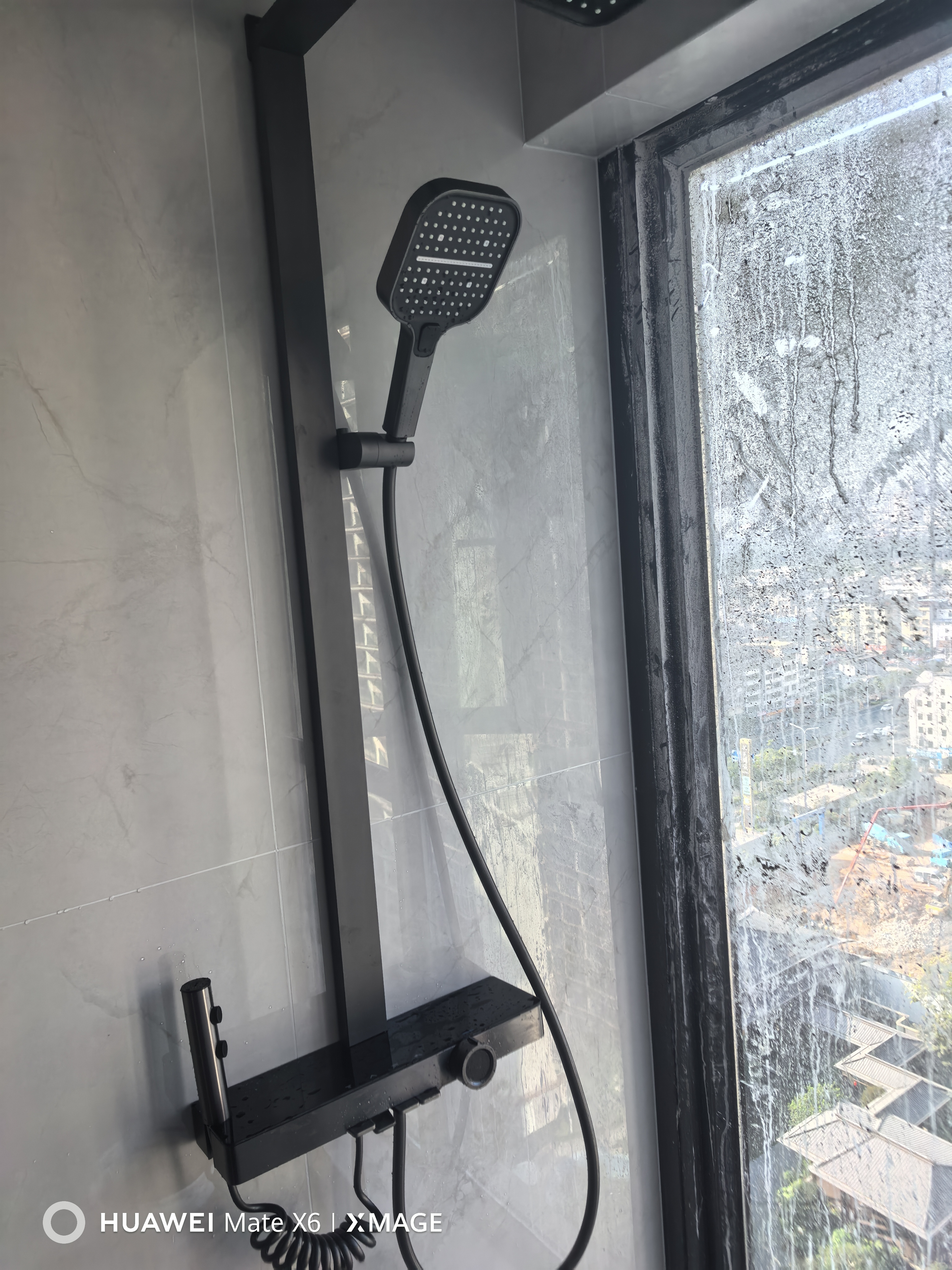TOSO淋浴花洒套装钢琴按键恒温增压喷头家用浴室卫生间手持淋雨器 【FF1-8003】方管枪灰色-3D水感按摩恒温款 花洒套装 实拍图