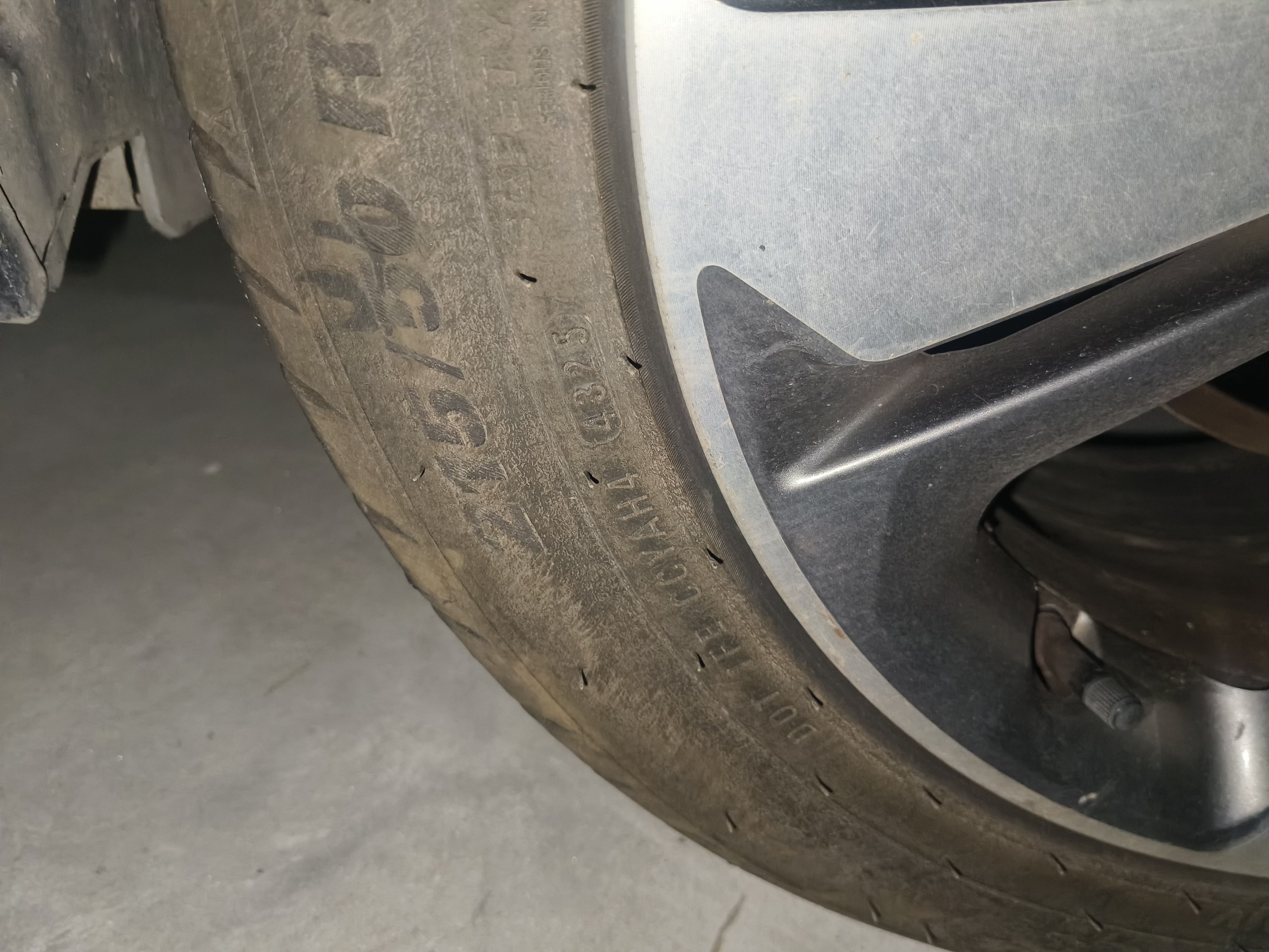 锦湖轮胎KUMHO汽车轮胎 215/50R17 91V HS51 适配现代名图/本田思域 实拍图