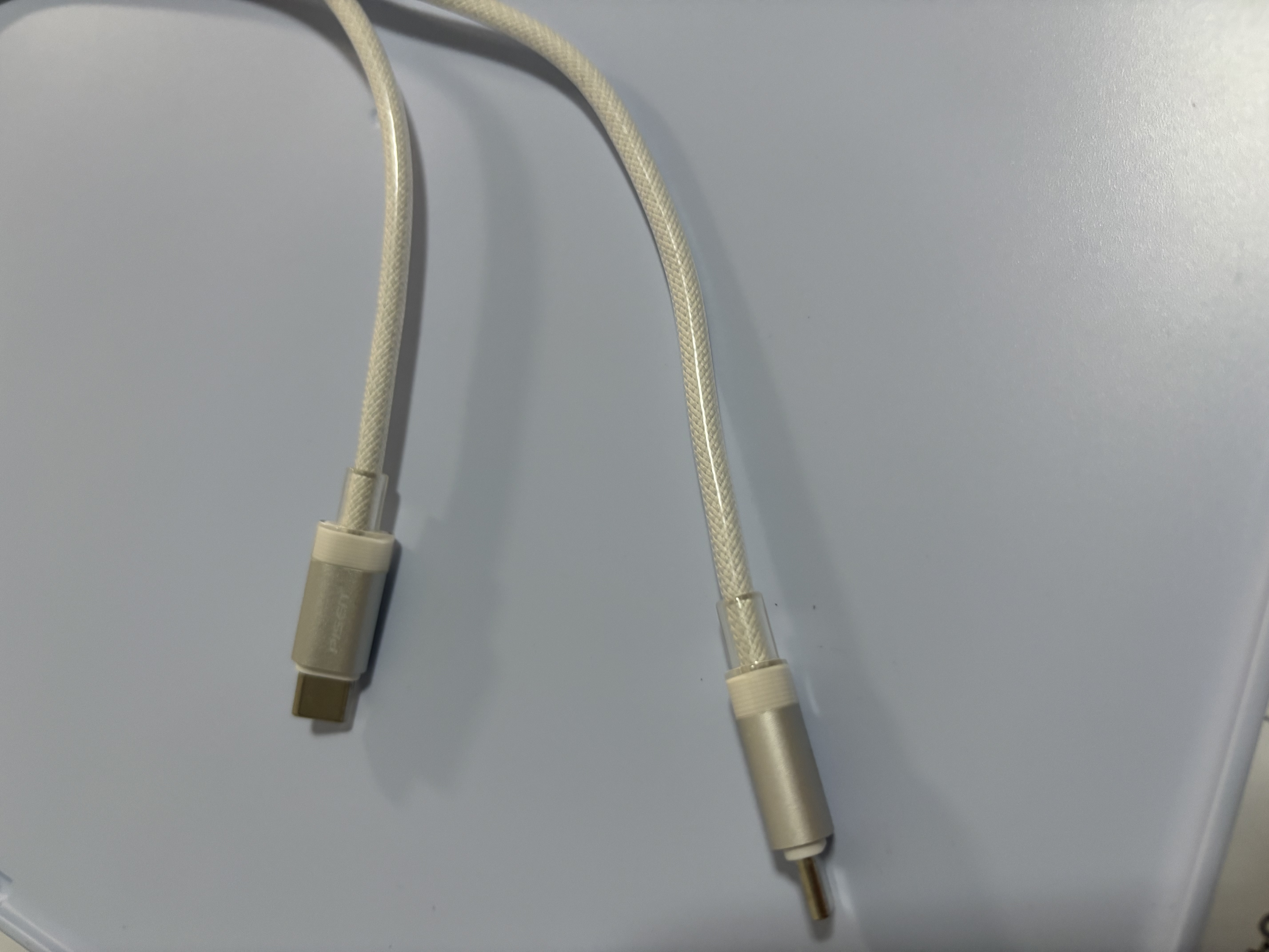 品胜[冰川透明]苹果18promax数据线type-c充电线双头PD60W快充车载适用iPhone17/16手机平板笔记本2m 实拍图