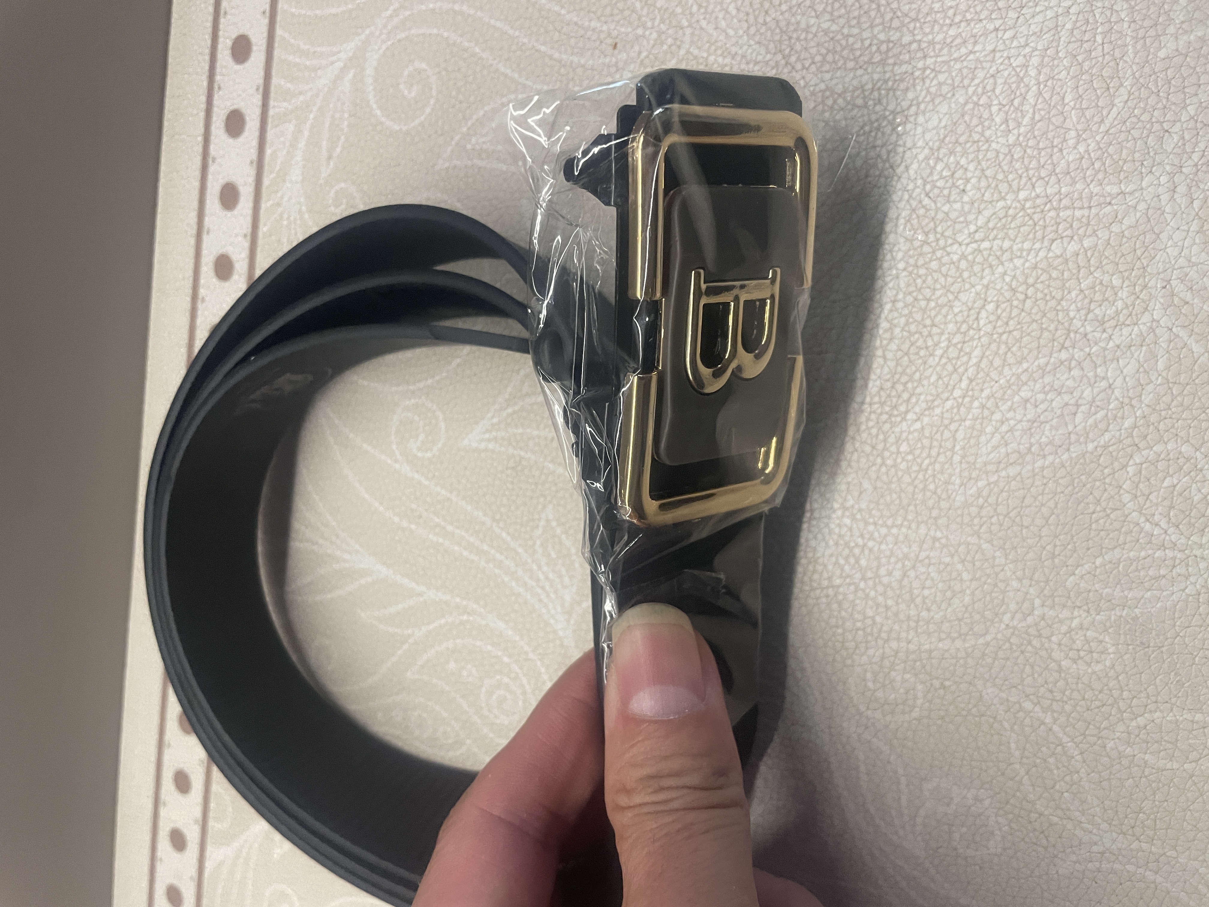 【已售100w】男士皮带贴皮无牙自动扣腰带男青年简约商务休闲裤带 黑色无牙航B 实拍图