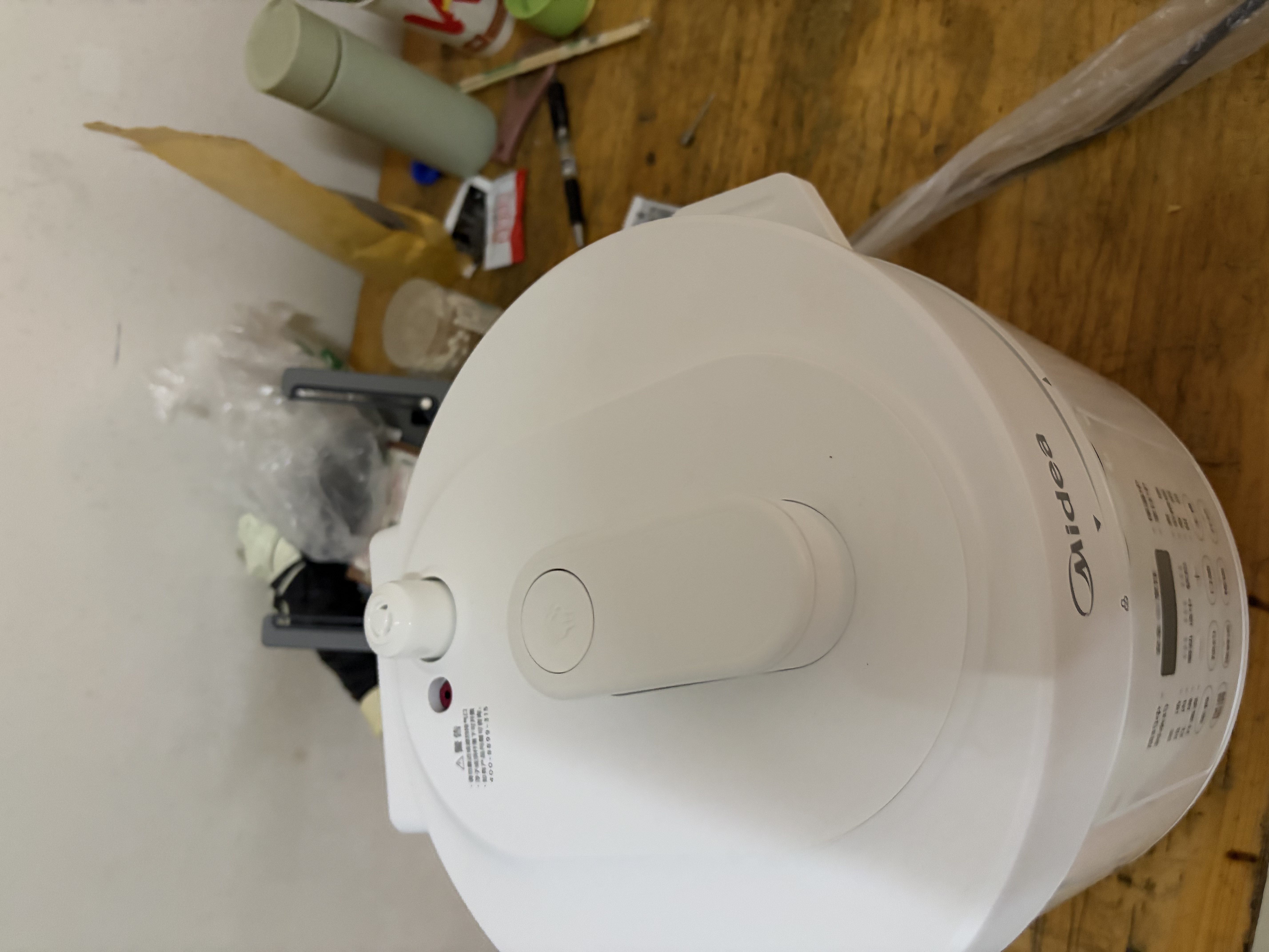 美的（Midea）0涂层精钢厚釜 电高压力锅5L智能预约多功能一体家用高压电饭煲开盖火锅煲汤炖肉电饭锅4-6人E5622 实拍图
