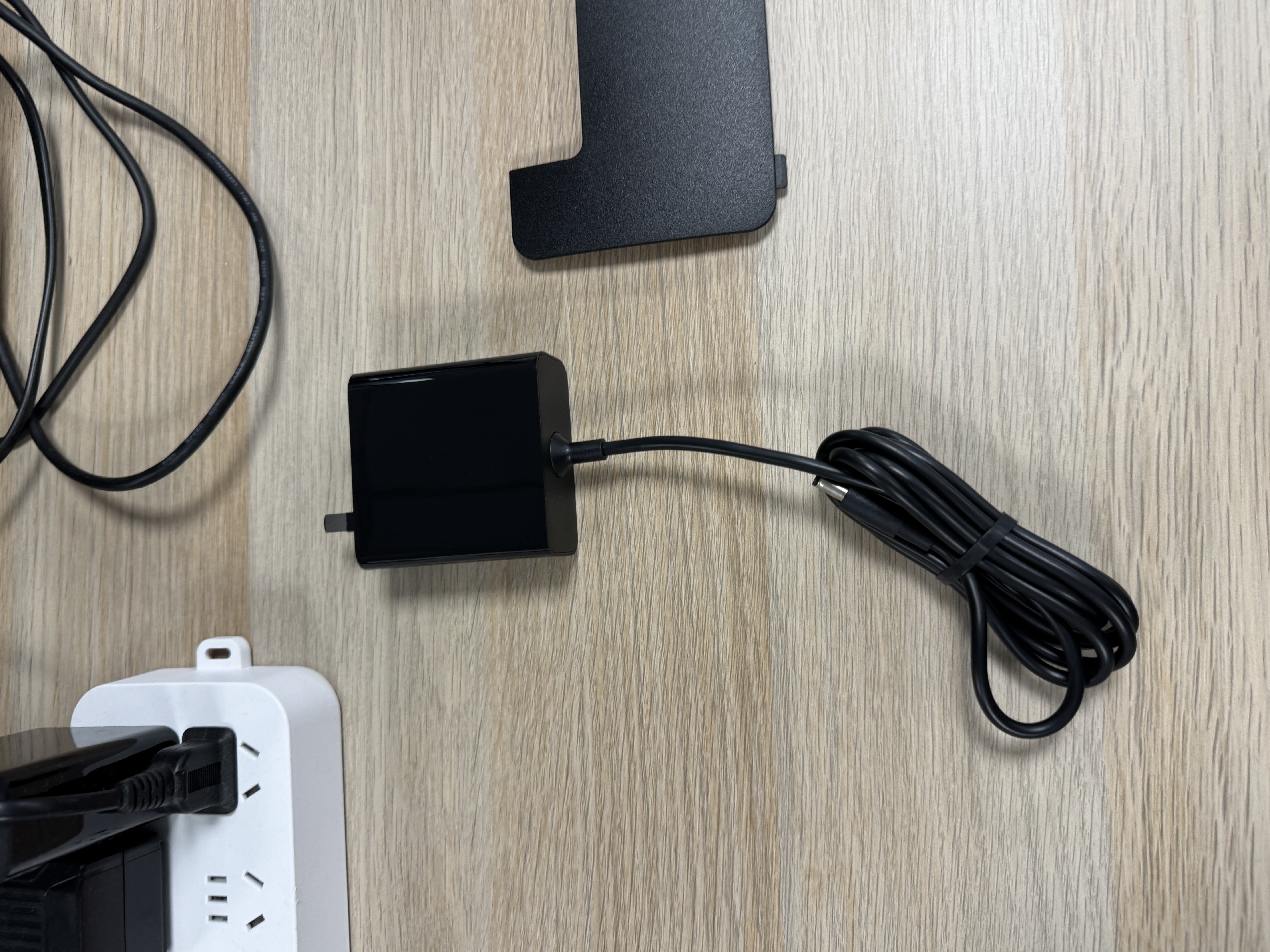 小米（MI）REDMI27英寸4K 99%P3适配苹果色彩90WType-C旋转升降办公显示器A27U Type-C 2027 实拍图