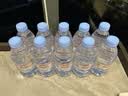 依云（evian）法国原装进口矿泉水 330ml*24瓶(软瓶)饮用水新老包装随机发货 实拍图