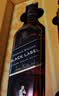 尊尼获加（JOHNNIE WALKER）洋酒12年黑方黑牌秘彩盲盒调酒礼盒700ml+盲盒50ml酒伴*2 实拍图