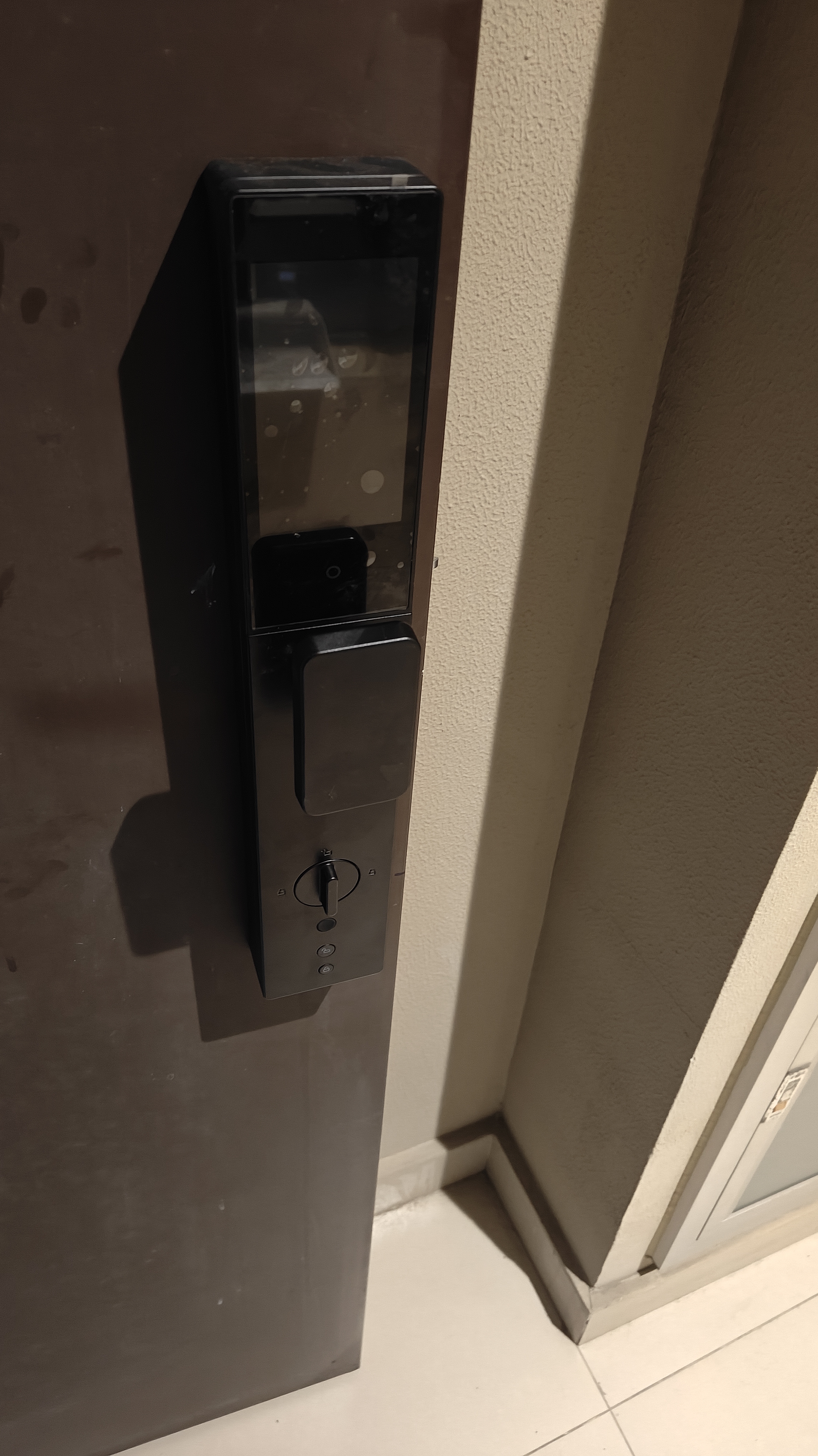 京东京造智能门锁M30Pro 猫眼可视电子锁全自动指纹锁密码锁家用防盗门锁 实拍图