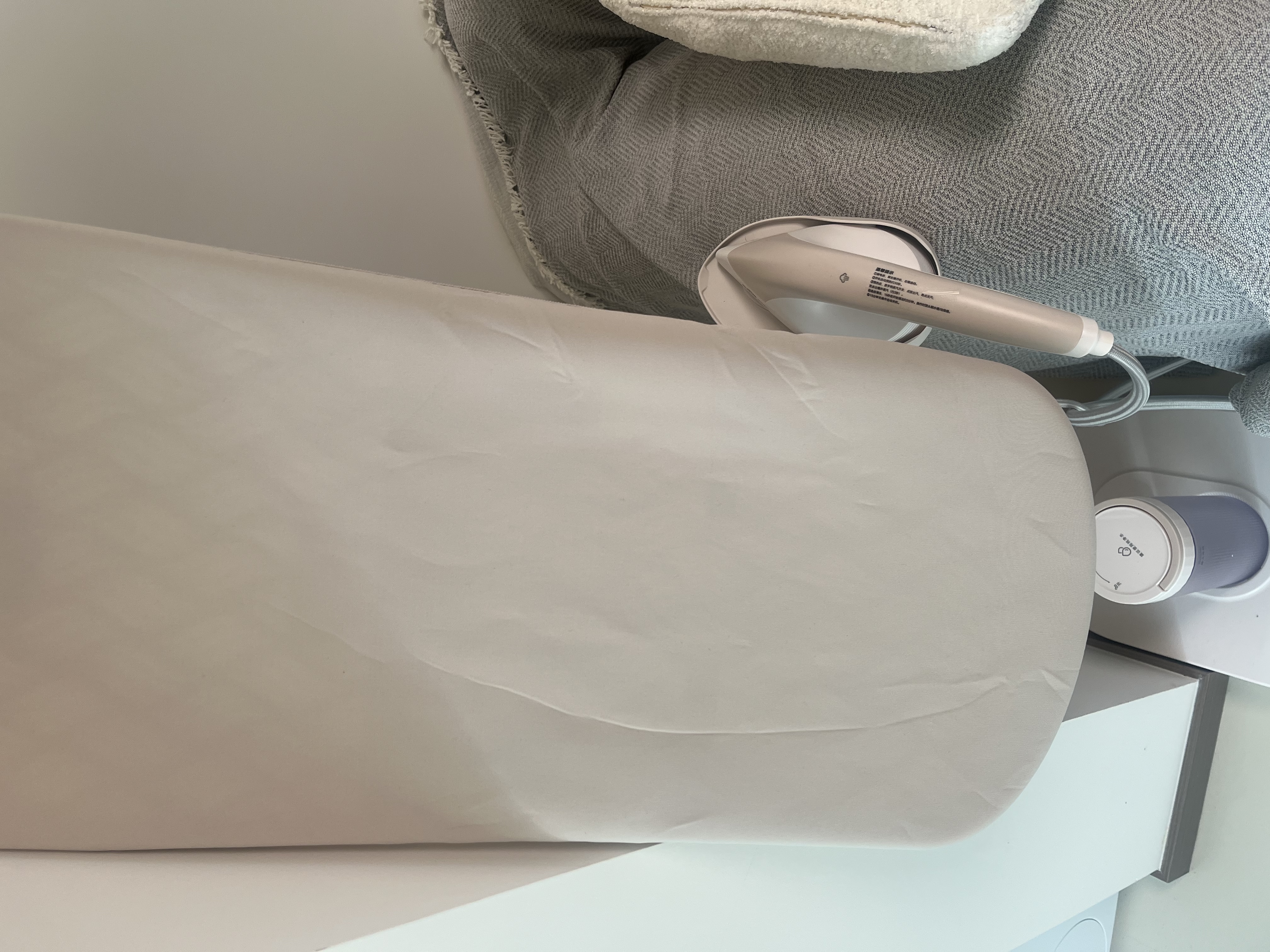 美的（Midea）【有钛巨能烫MAX】2026新款立式挂烫机/家用熨烫机96g/min高定护理机服装店专用YGD18YY 实拍图