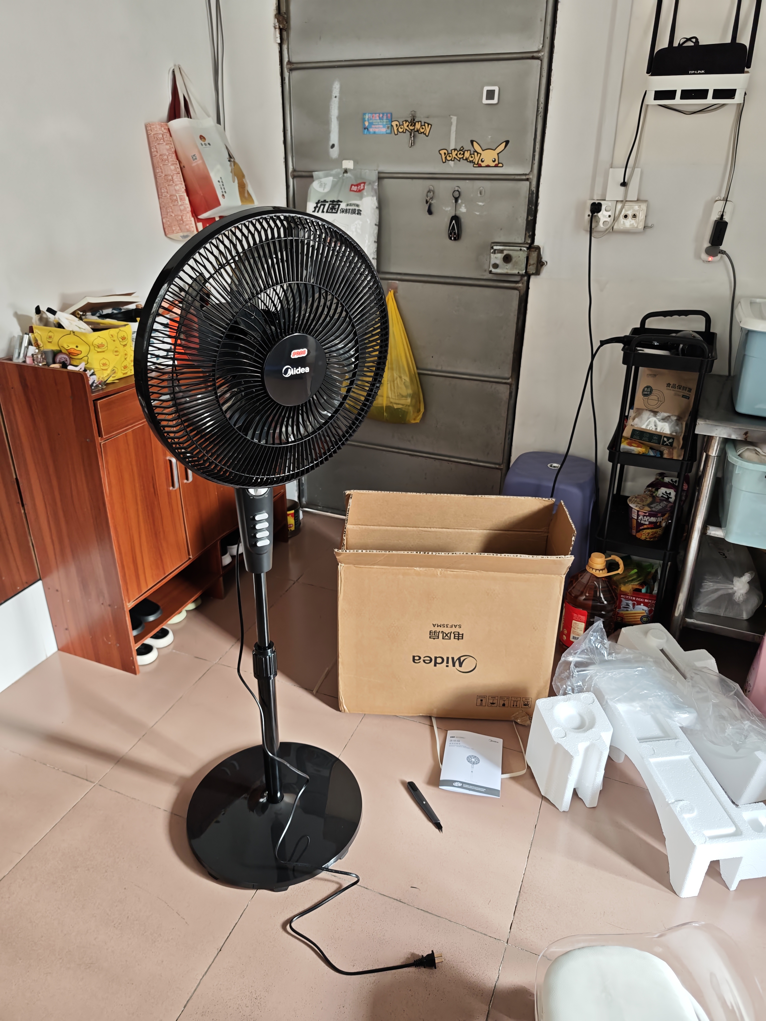 美的（Midea）电风扇落地扇家用大风量 远距离强风轻音送凉电扇 立式落地风扇家用卧室客厅办公桌面加高加大飓风 【黑色按键】热销百万台 实拍图