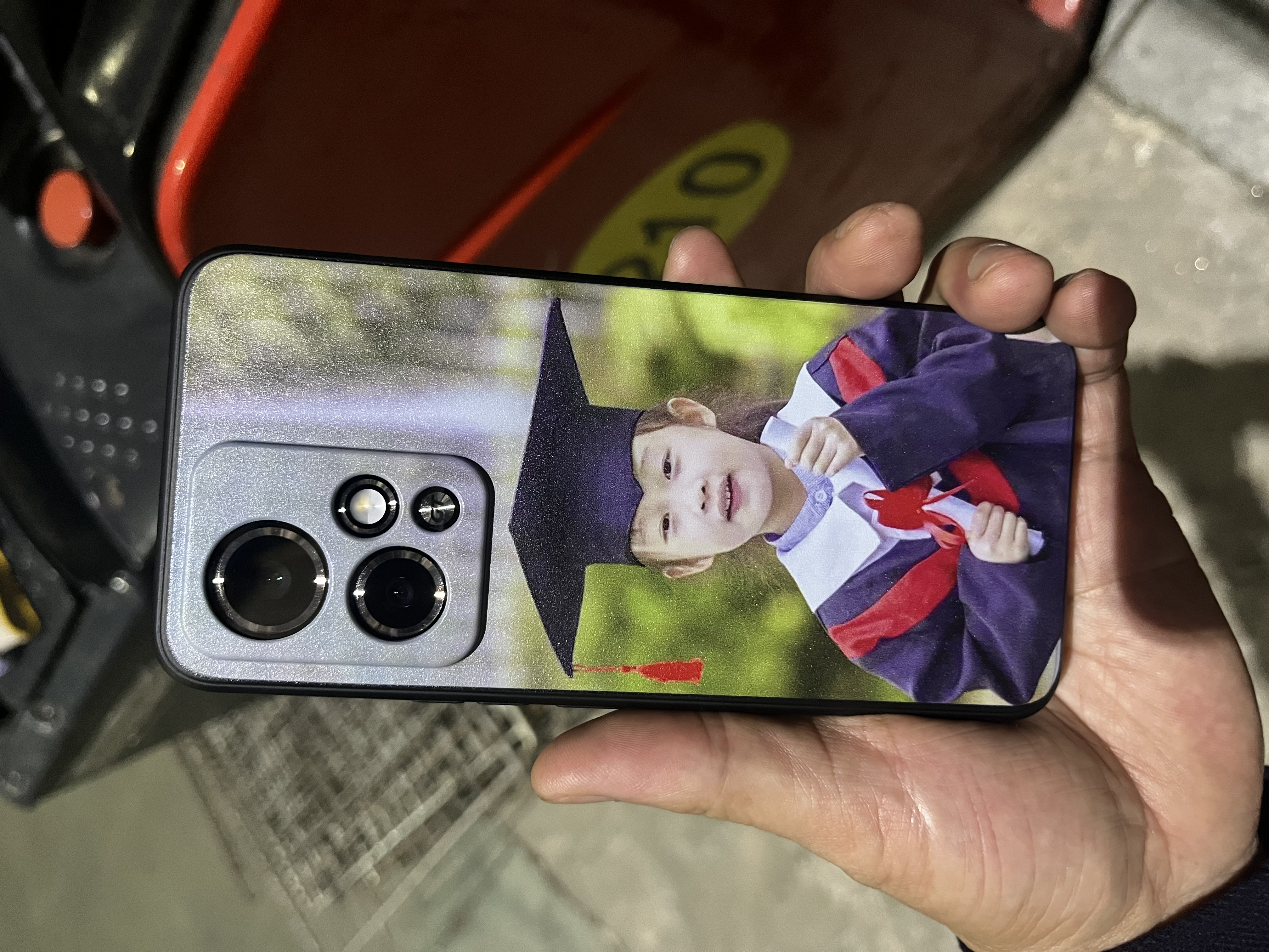 来无忧来图定制手机壳iPhone17promax情侣苹果16红小米15华为oppo荣耀14定做vivo私人plus照片13订制款12 液态硅胶【来图定制】发机型+图片给客服【多色可选】 实拍图