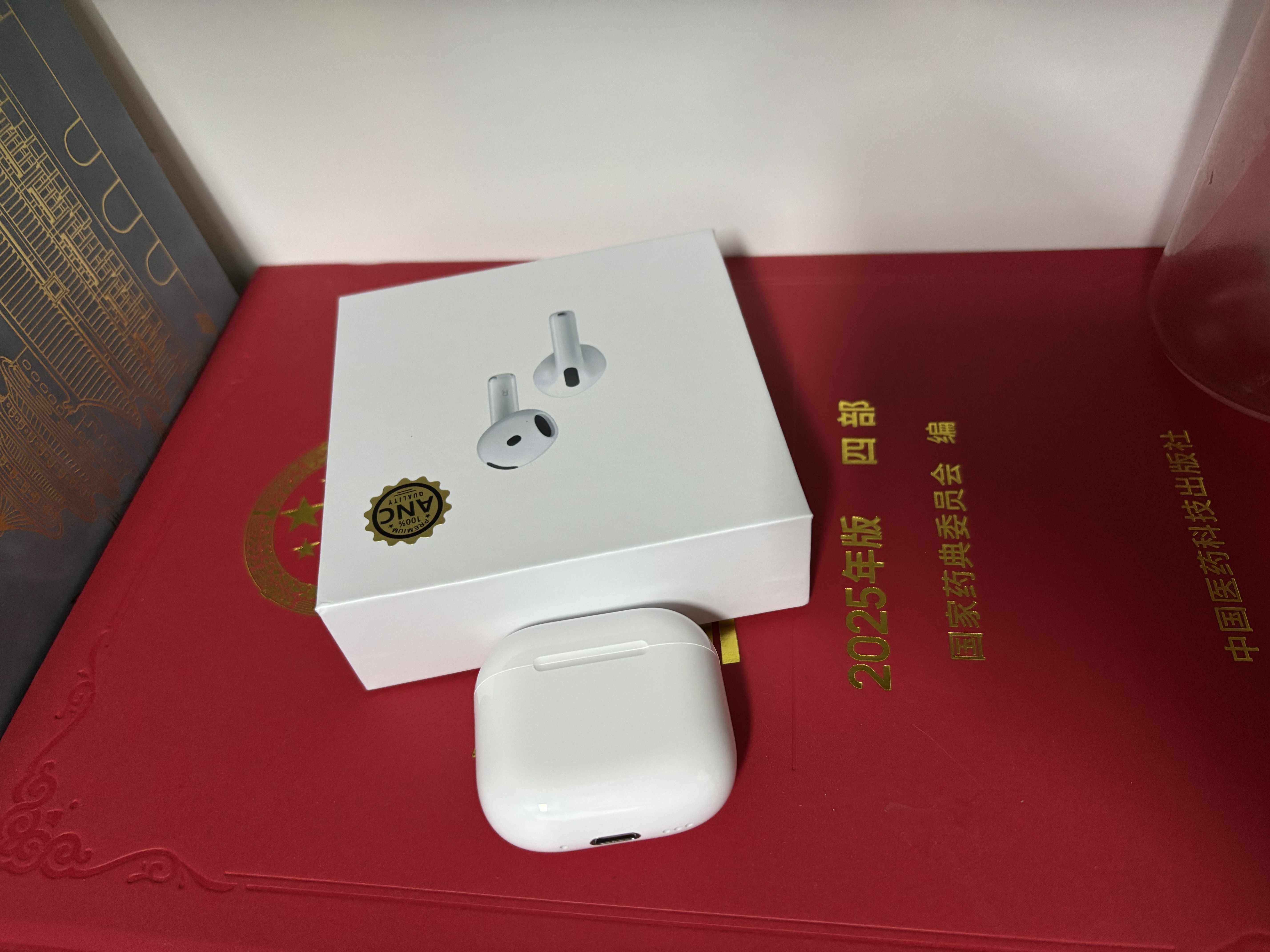 UKL【华强北顶配丨Air4代降噪款】蓝牙耳机适配苹果无线2026新款半入耳式iphone17/16/15/14pods4 【原版正装全功能主动降噪版】 【主动降噪+空间音頻+超长续航】 实拍图