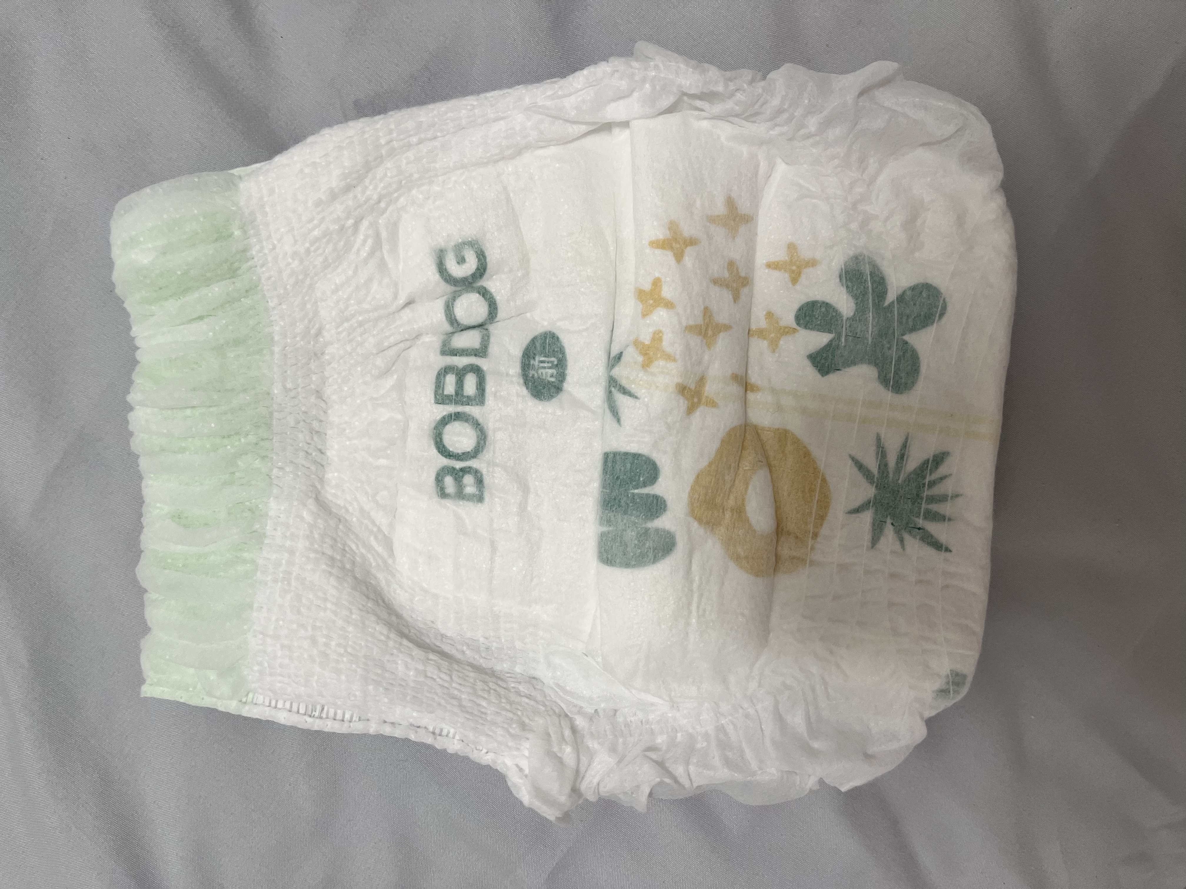 巴布豆（BOBDOG）菠萝裤拉拉裤L72片(8.5-11.5kg)弱酸护臀婴儿尿不湿超薄透气 实拍图
