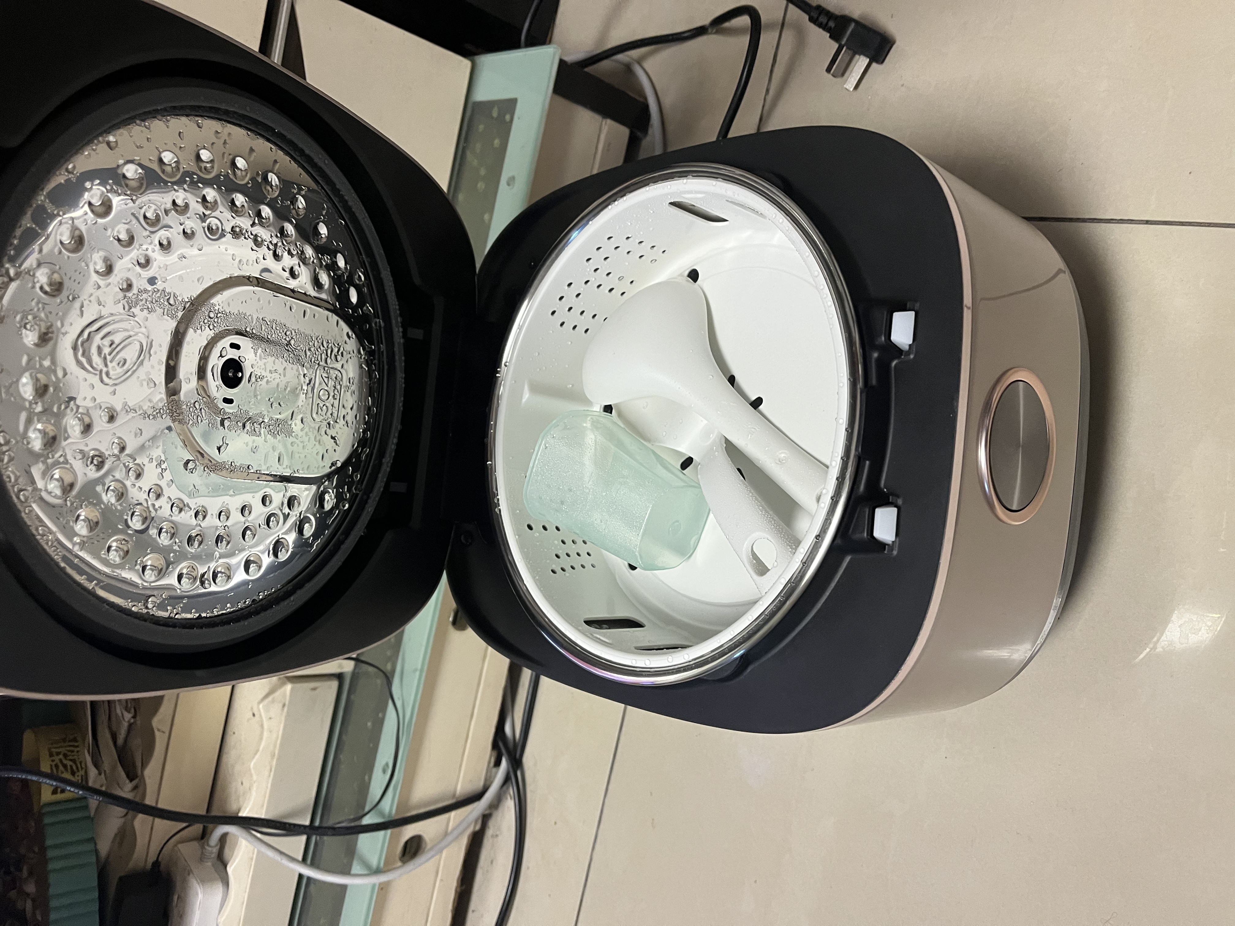 美的（Midea）【政府补贴】电饭煲0涂层家用5L大容量IH无涂层电饭煲316L不锈钢智能5-8人煲汤煮饭锅MB-HC559S 实拍图