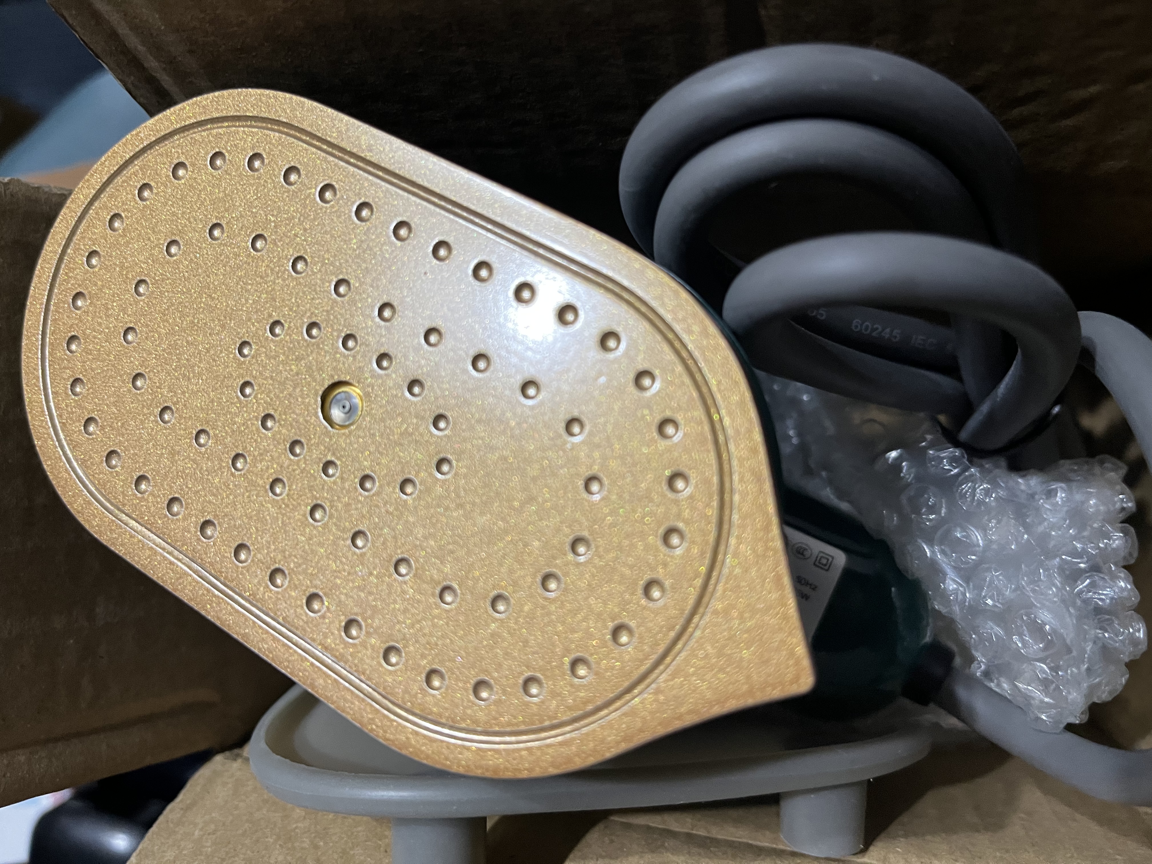 志高（CHIGO） 手持小电熨斗家用折叠熨烫机小型便携式运烫衣机宿舍迷你挂烫机HX-6168 莫兰迪绿【升级版】瓷金面板 实拍图
