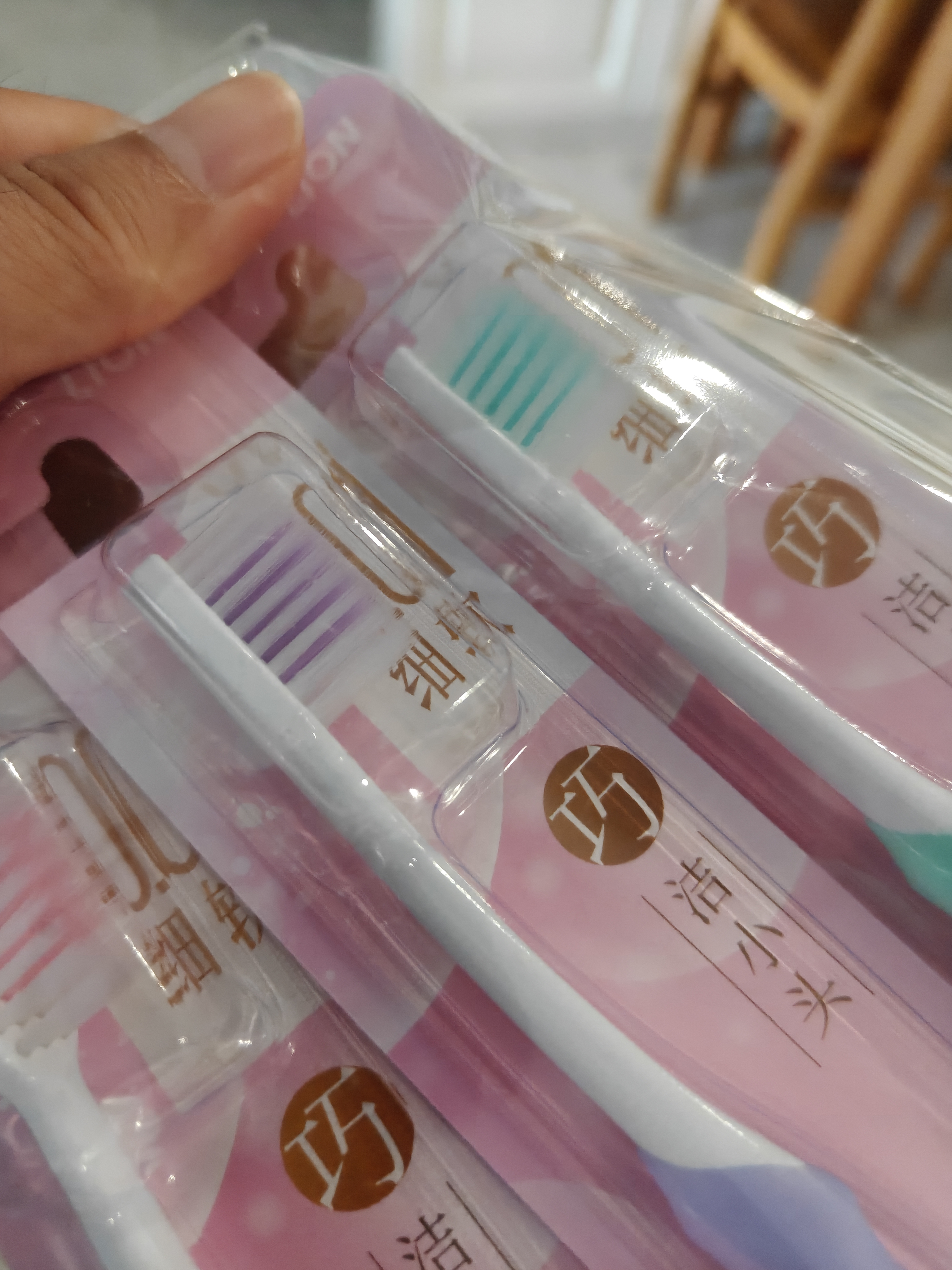 狮王(lion)细齿洁0.01精巧牙刷4支软毛成年人牙龈护理刷头小巧 实拍图