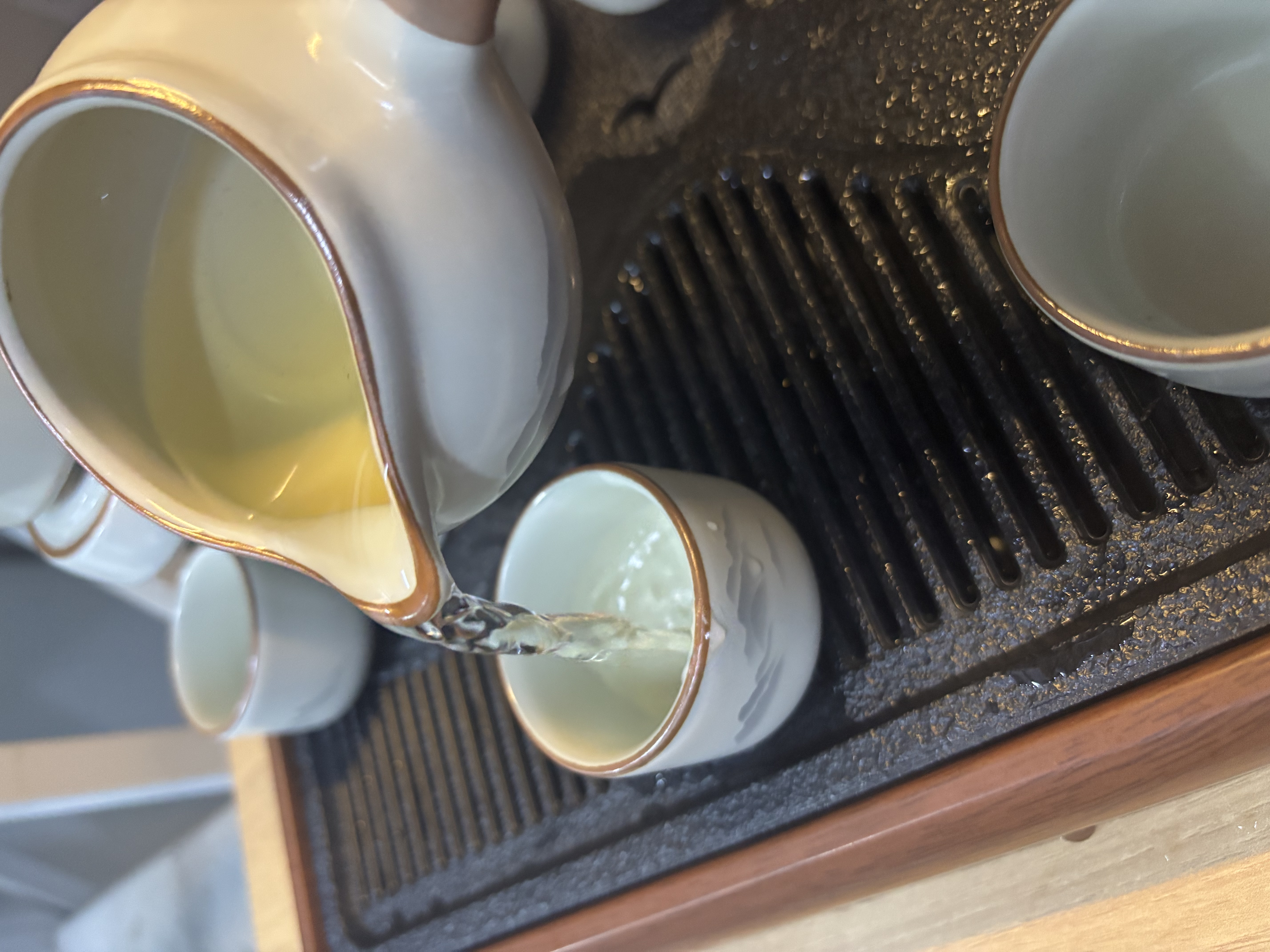瓷牌茗茶具观山自动茶具整套汝窑泡茶器全套家用礼品功夫茶具排水茶盘套装 《水墨观山》自动茶具六杯+茶盘 实拍图
