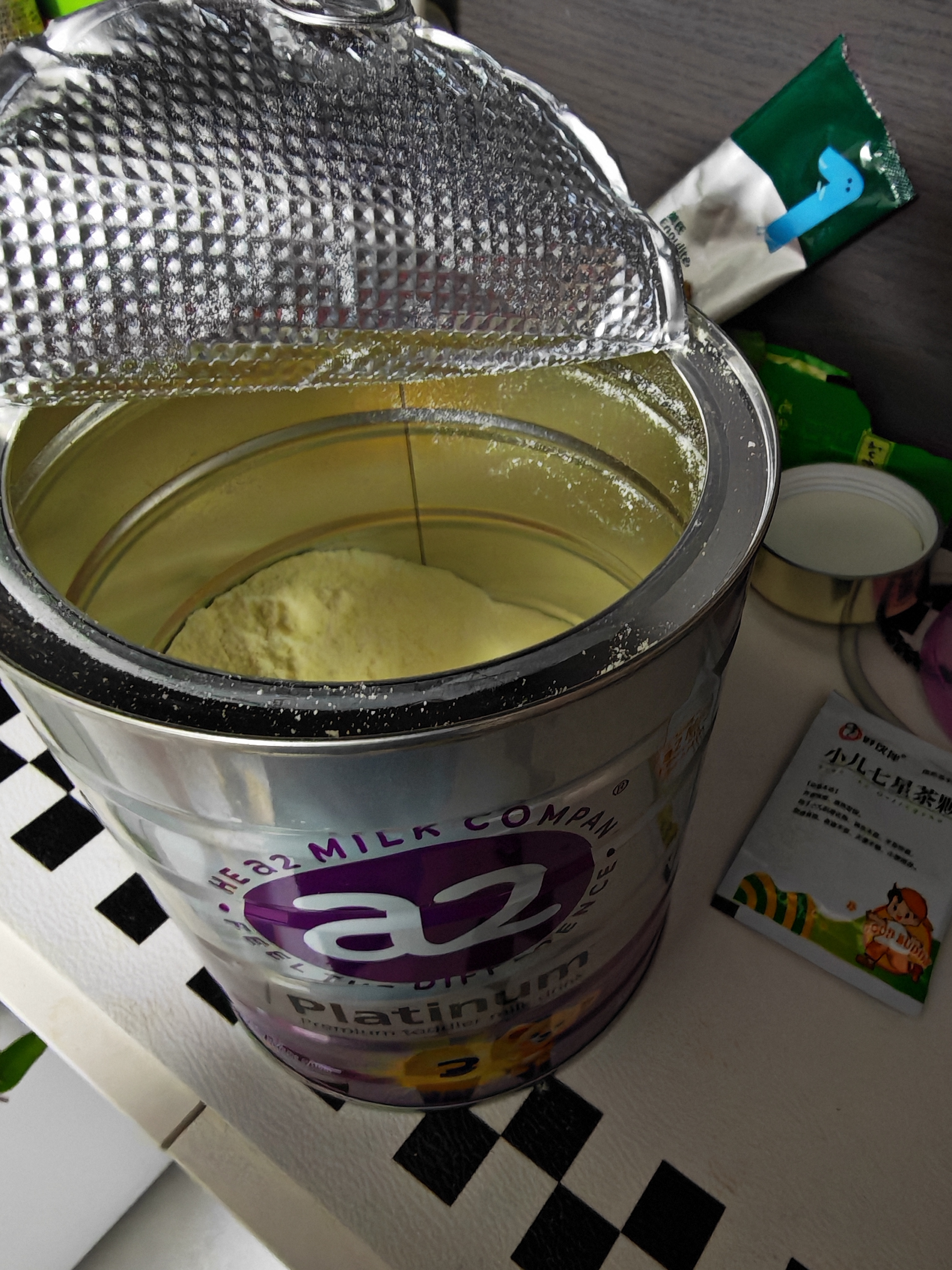 a2奶粉紫白金澳版幼儿配方奶粉3段(1岁+) 900g新西兰草饲+批批严检 实拍图