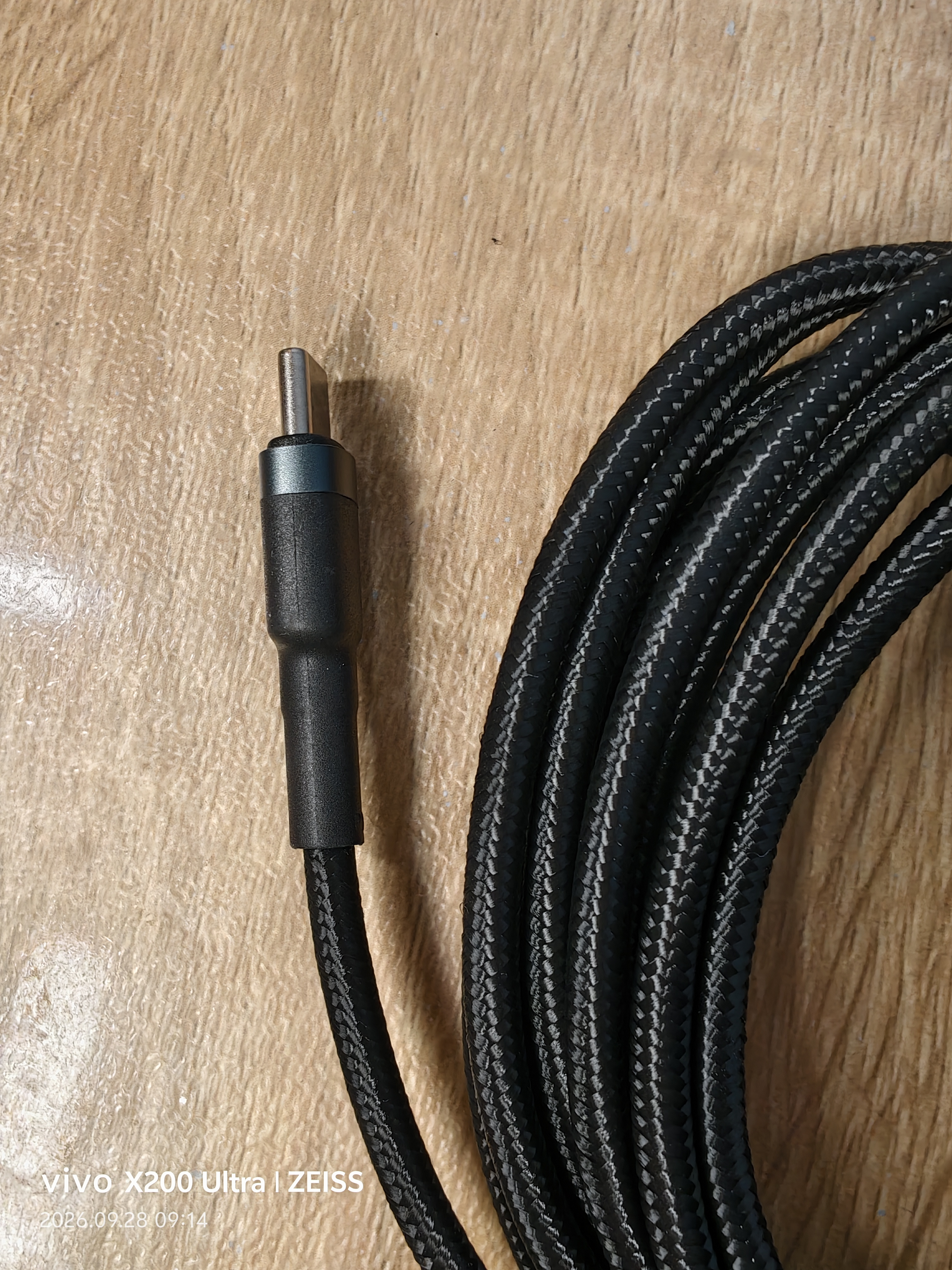 倍思 Type-C数据线双头PD100W快充电线适用苹果iPhone17/16/15/MacBook/iPad苹果笔记本华为小米三星 【100W】双C铝壳编织-2米加长灰黑 实拍图