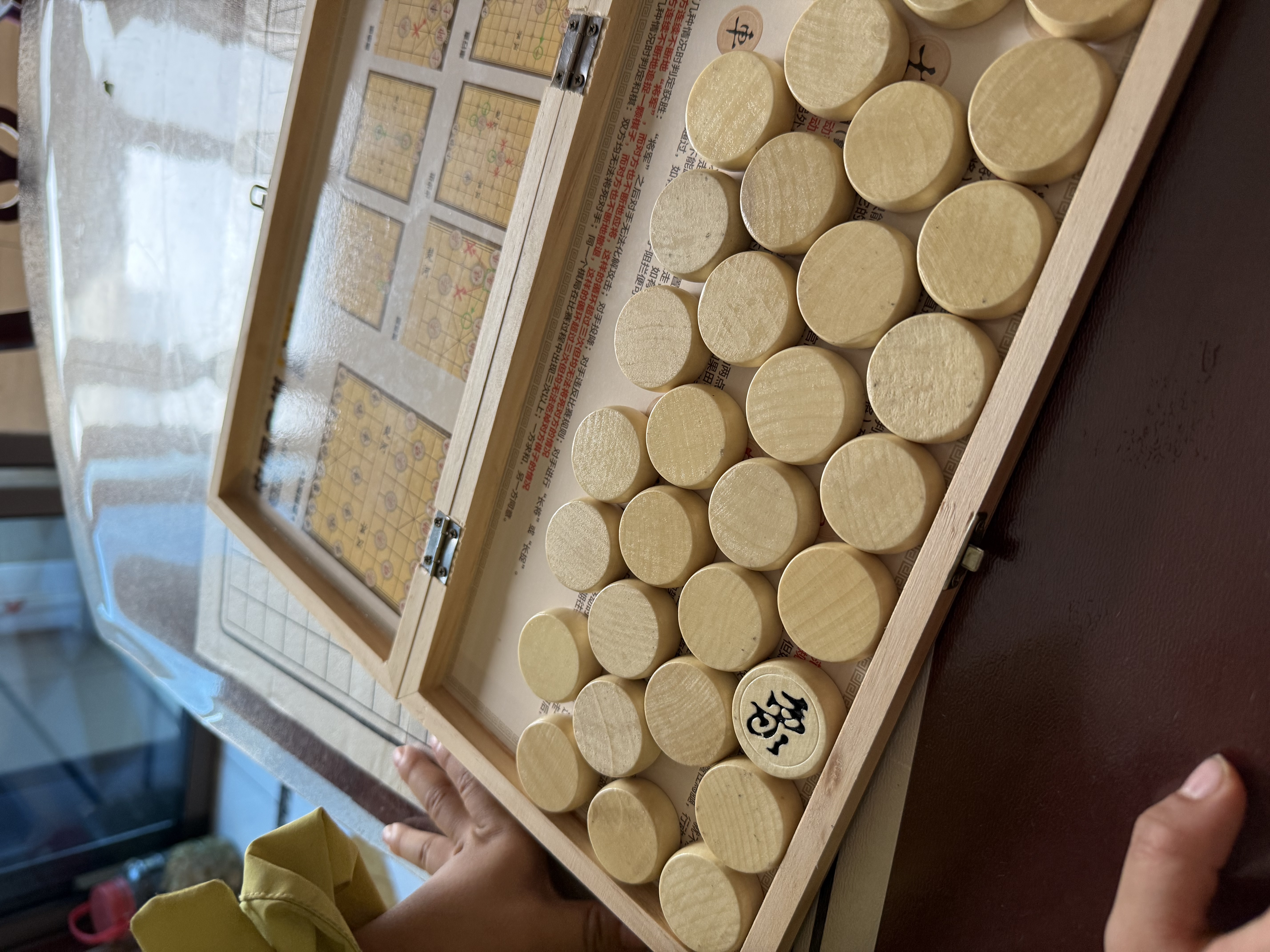得力（deli）中国象棋套装折叠棋盘休闲益智桌游下棋露营原木开学礼物 实拍图