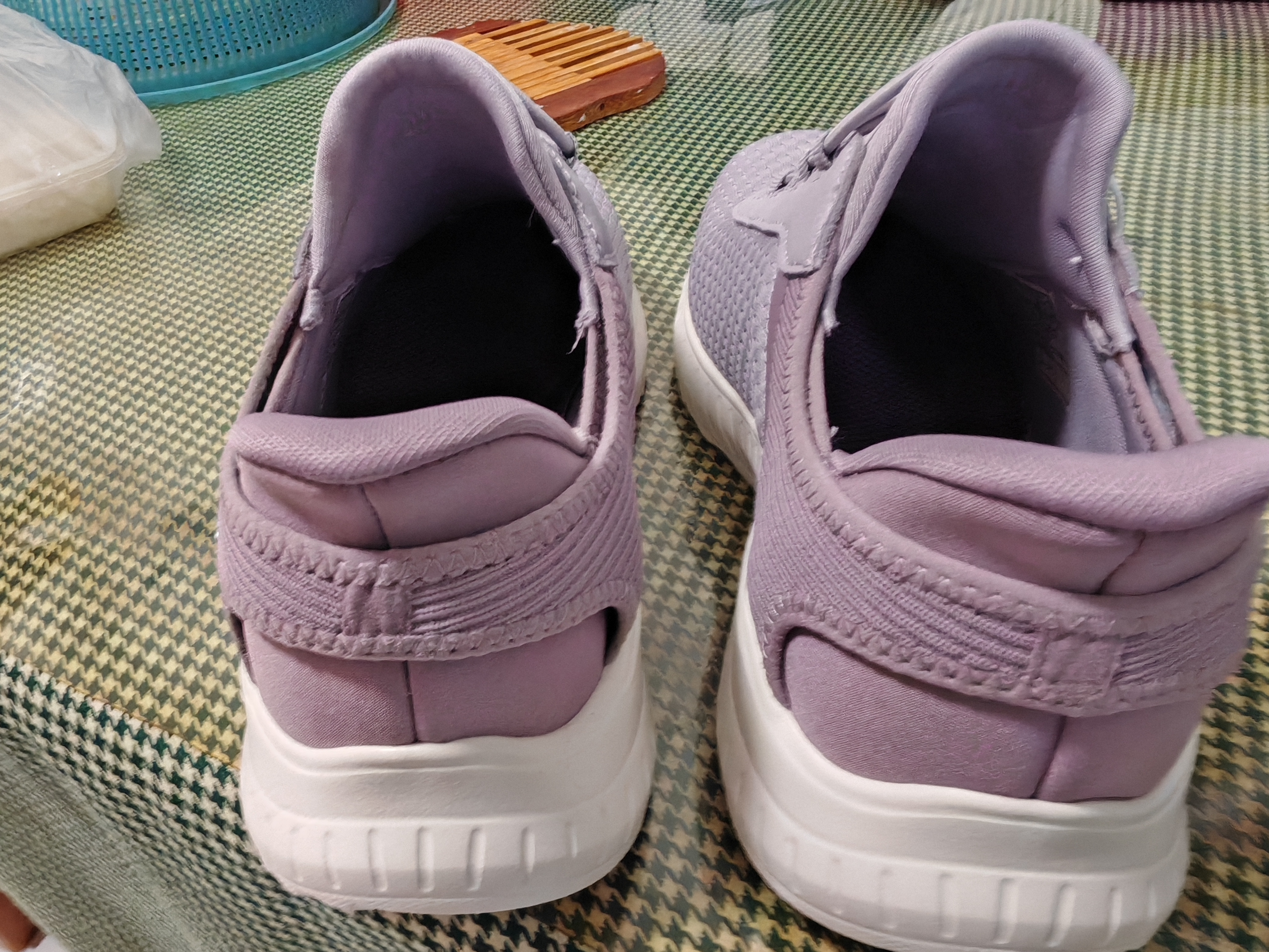 斯凯奇（Skechers）运动鞋女士冬季闪穿跑步鞋软底舒适一脚蹬休闲健步鞋宽楦通勤鞋 实拍图