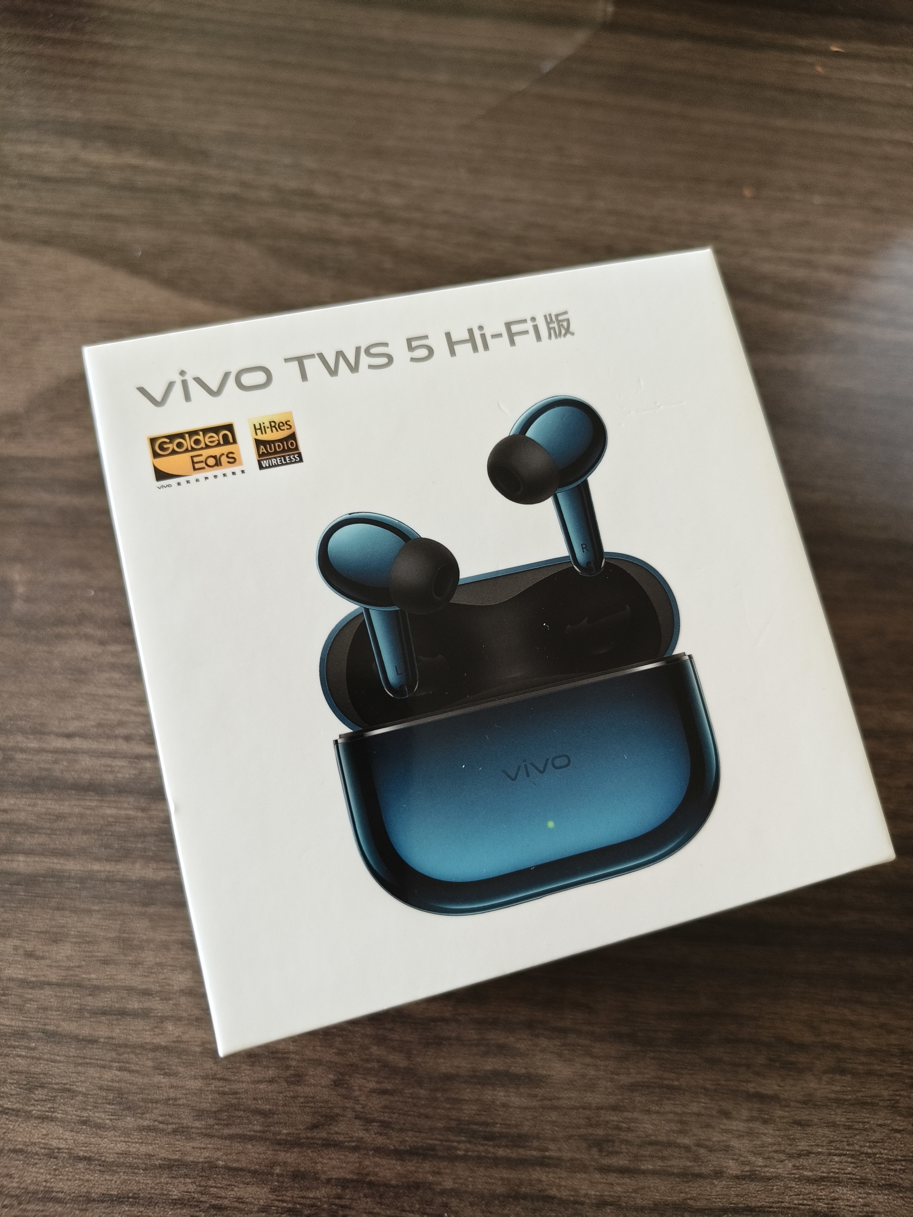 vivo TWS 5 Hi-Fi版 简单白 全链路至臻Hi-Fi大师 蓝牙耳机 苹果华为小米oppo手机通用 实拍图