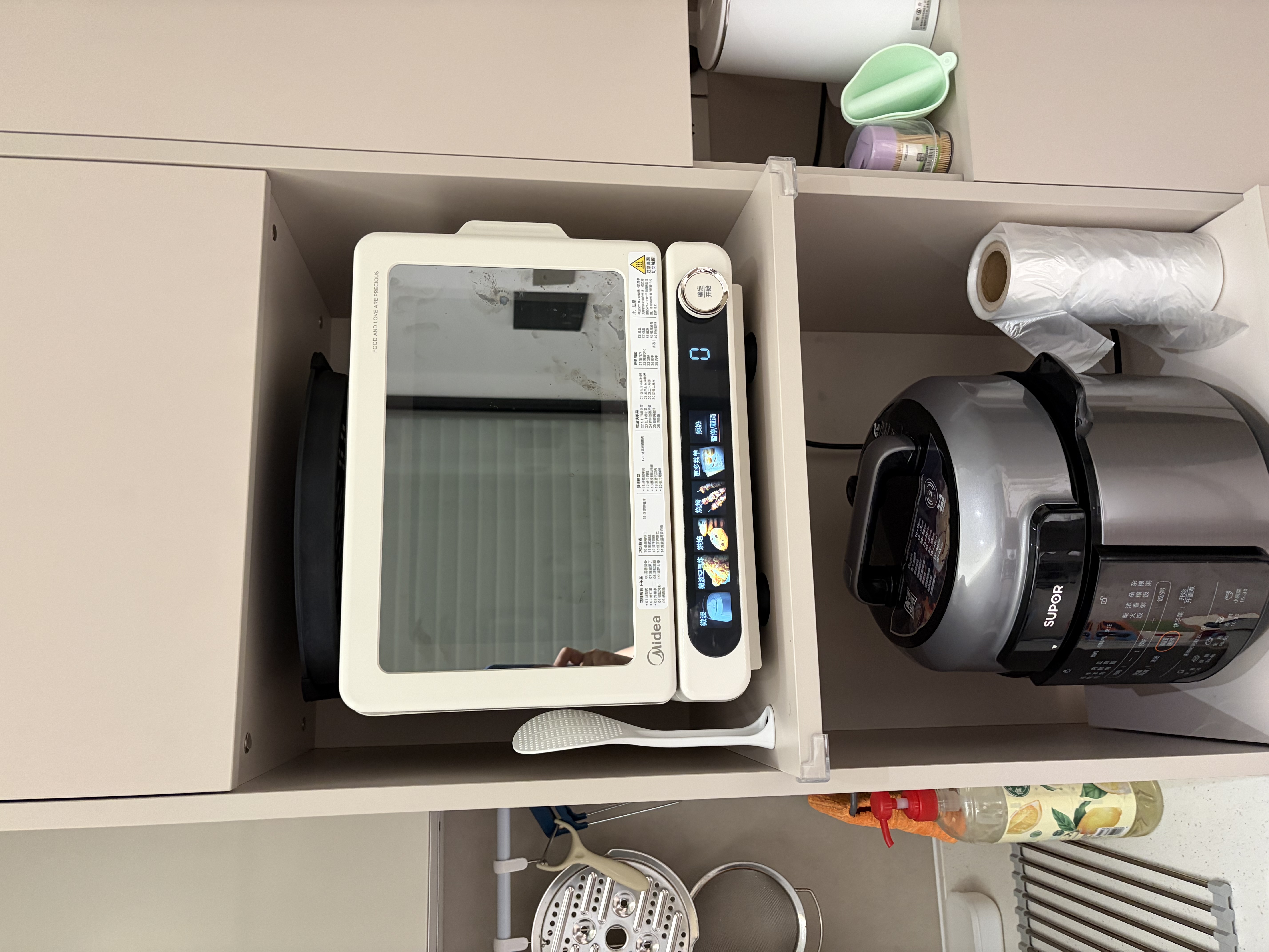 美的（Midea）小滋味2.0微烤炸一体机彩膜触控变频平板顶部烤管热风微波炉电烤箱空气炸一体2026新款F15 实拍图