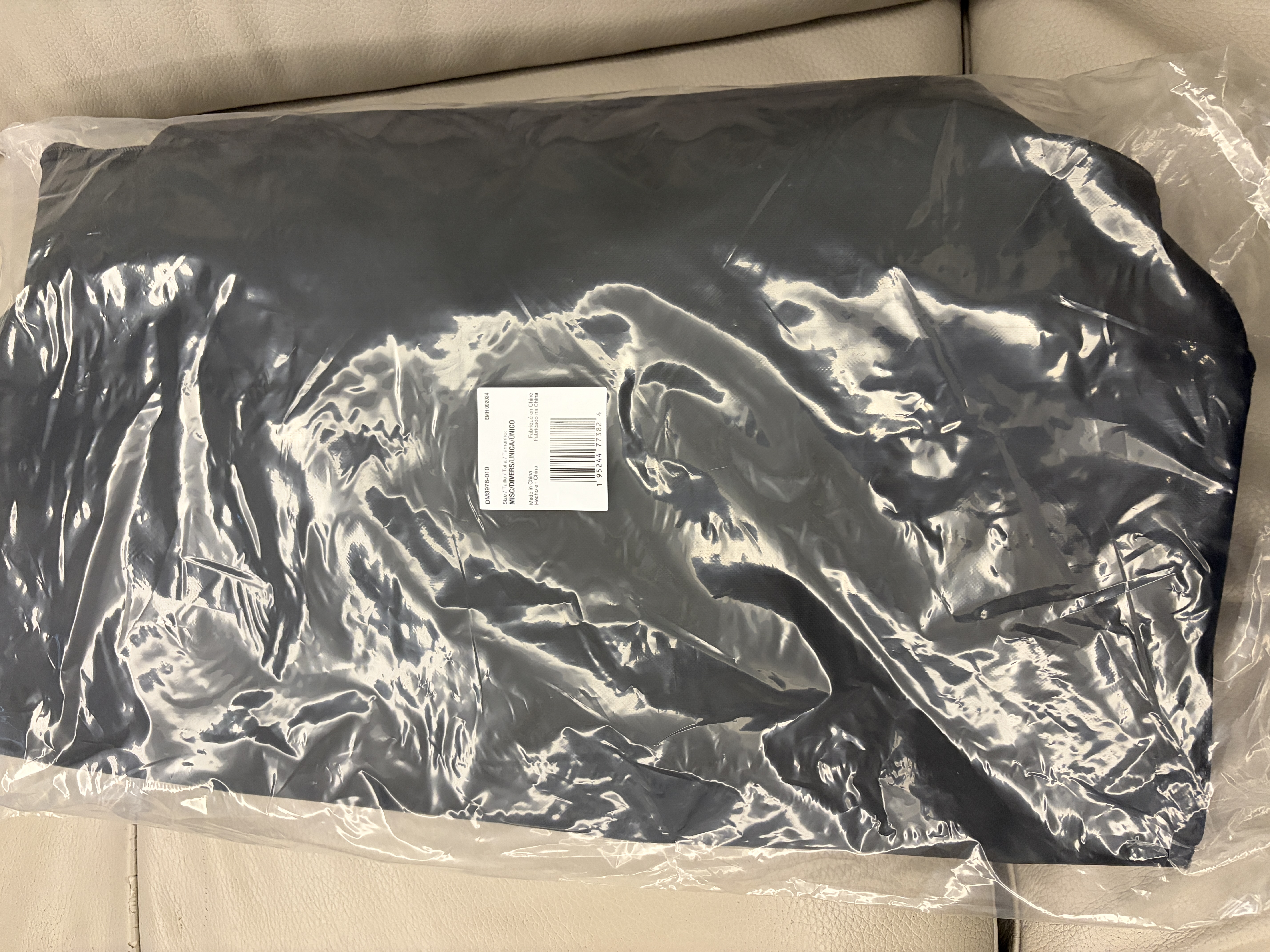 耐克（NIKE）男女训练包 旅行包单肩包行李包桶包休闲包DM3976-010 黑 实拍图