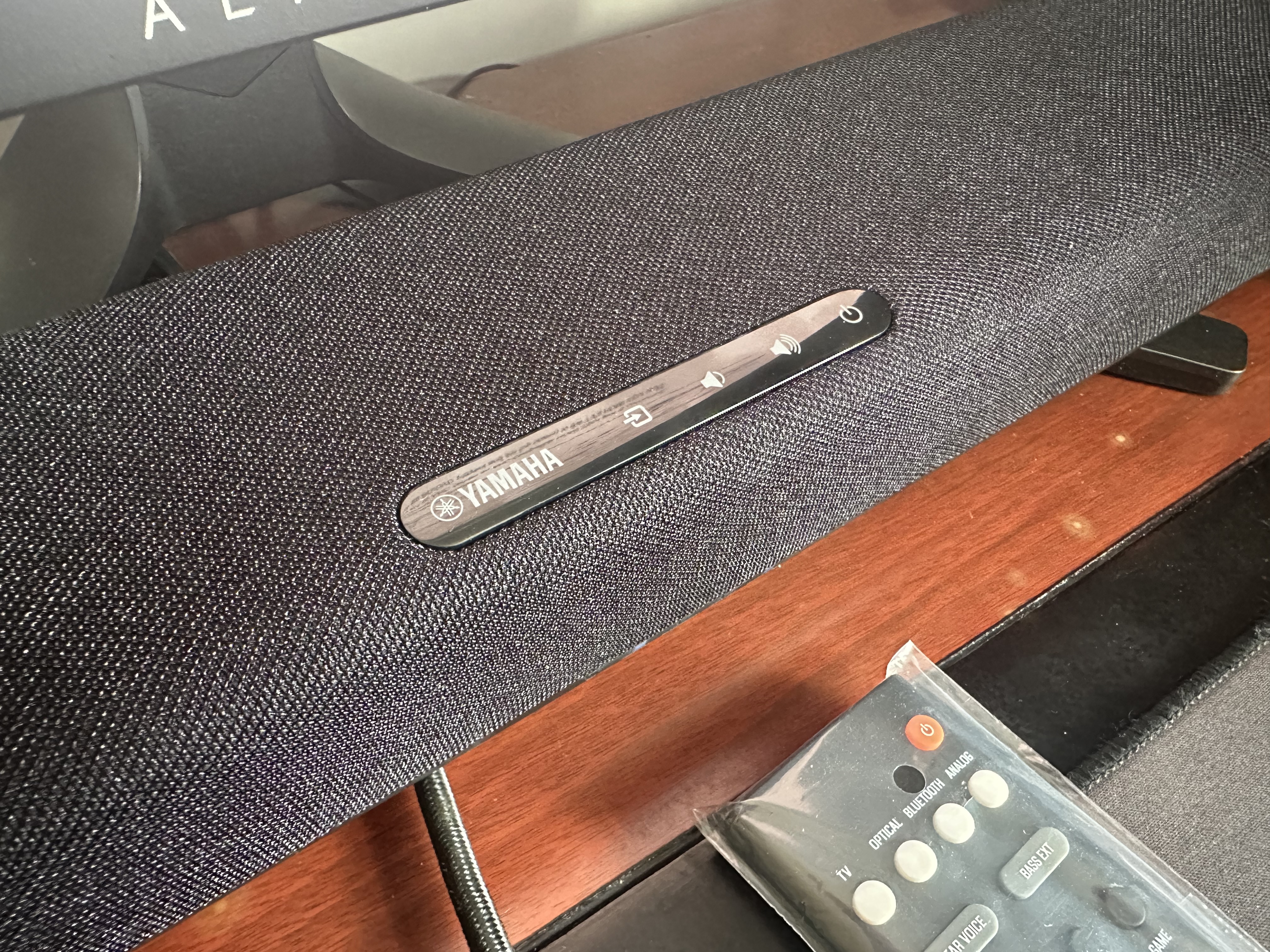 雅马哈（Yamaha）回音壁音响SR-C30A 虚拟5.1声道电脑音响条形音箱家用电视音响 游戏音箱 实拍图