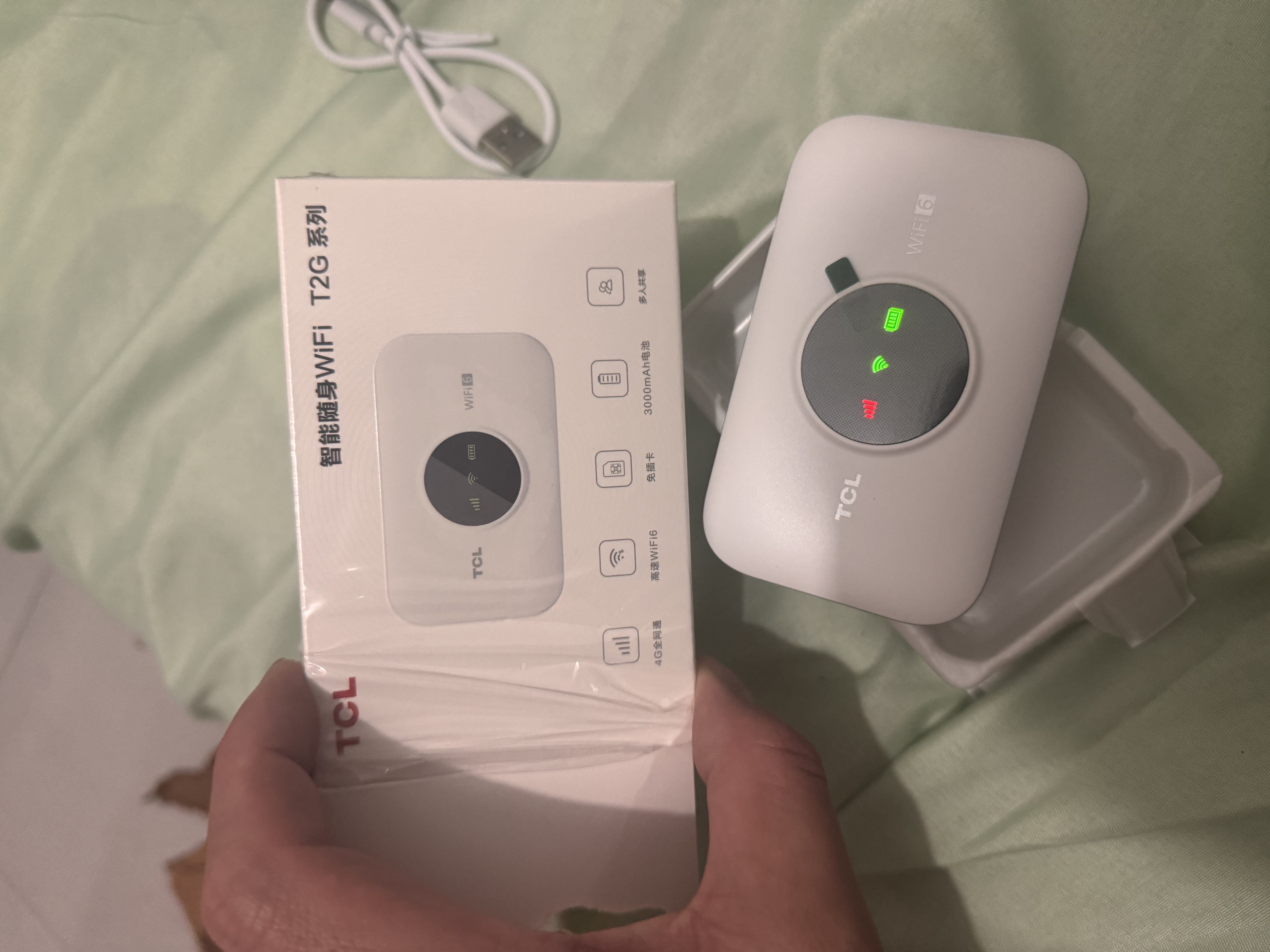TCL随身wifi2026新款全国通用可移动便携式热点免插卡无线网wi-fi6无限制大流量车载4G路由器5GXY15B 【升级充电款】3000毫安大电池 足额不虚标月享1500G流量 实拍图