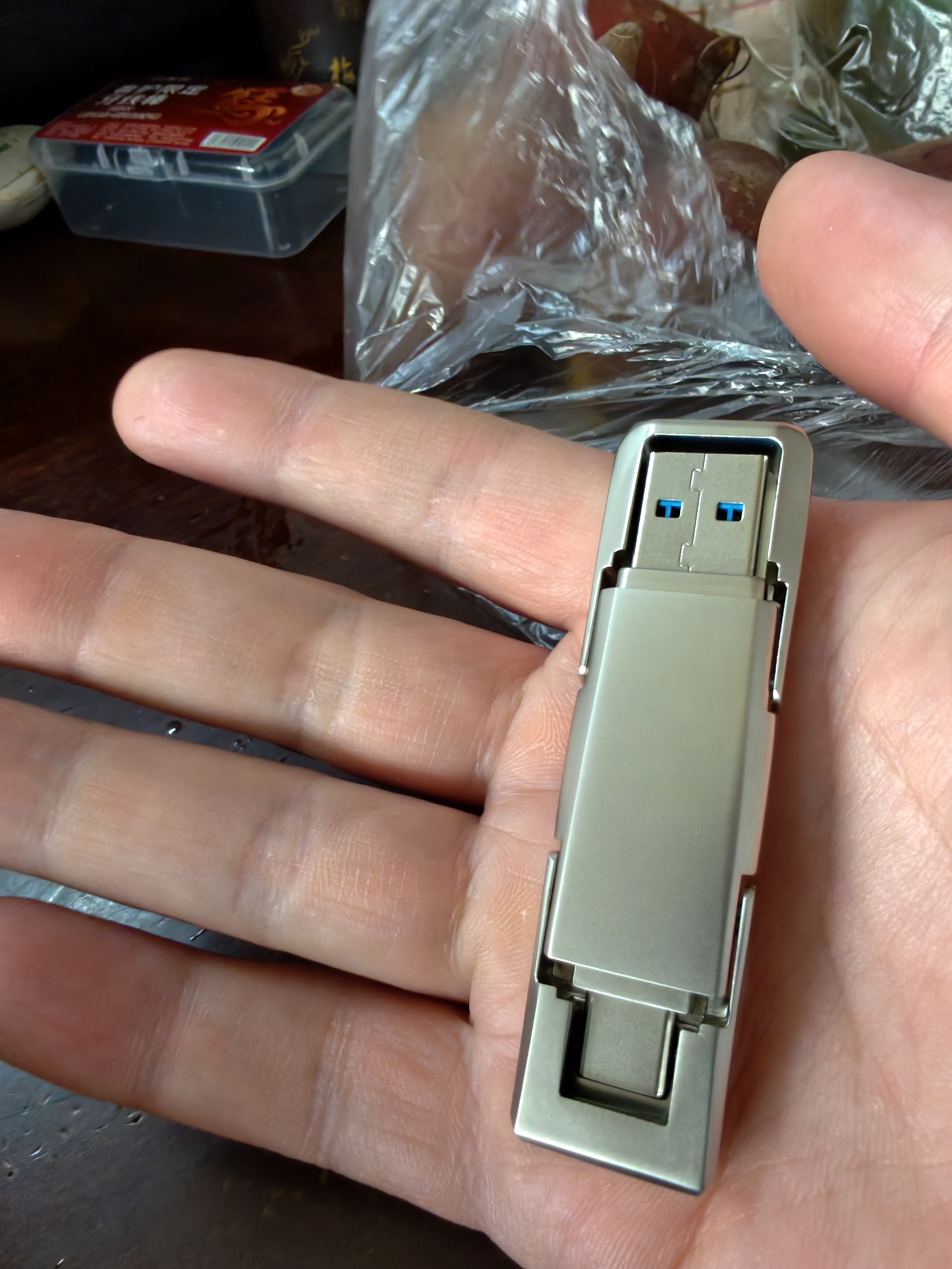 海康威视（HIKVISION）512GB 固态U盘双接口手机U盘Type-C/USB3.2读速520MB/s适用华为苹果Iphone电脑大容量高速优盘S500 实拍图