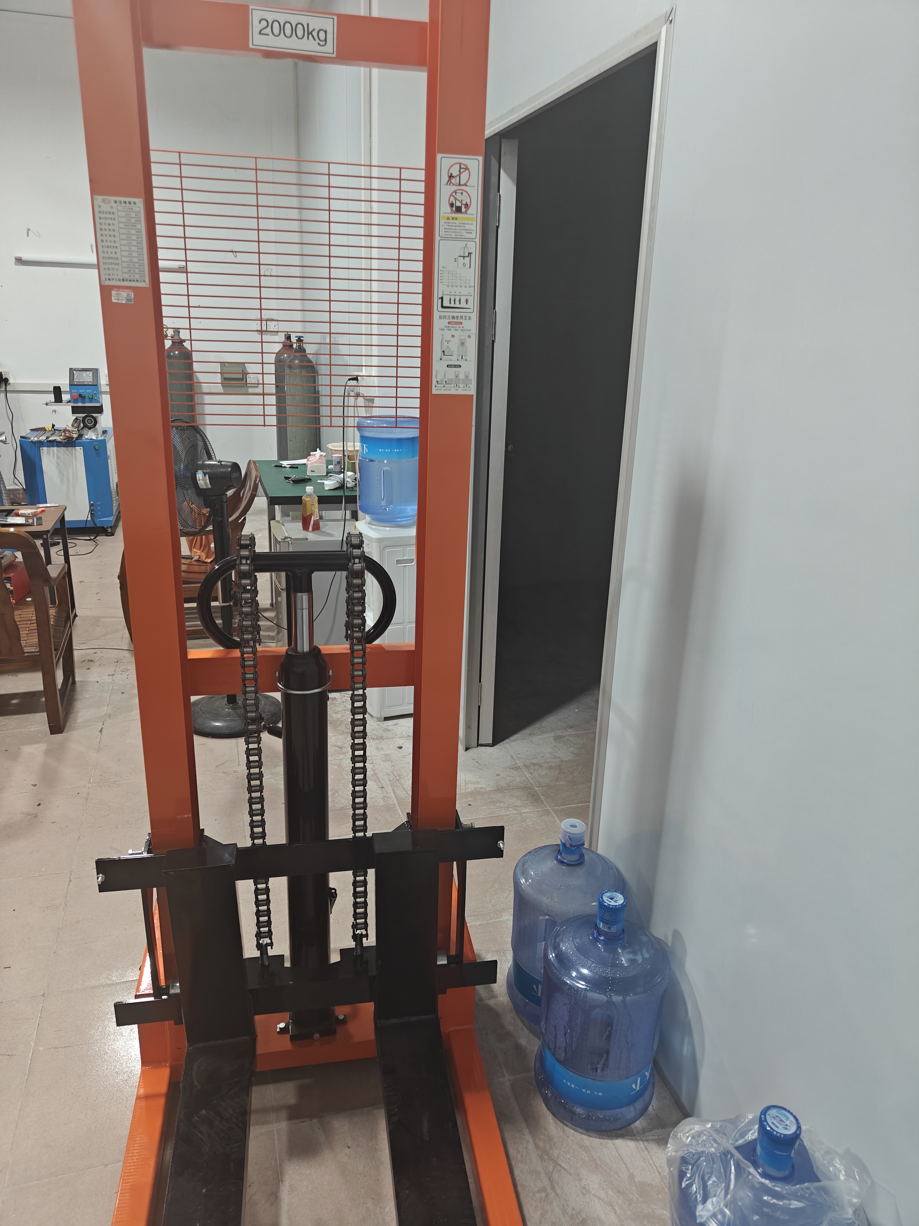 H&G手动液压叉车堆高车1吨2吨升降搬运叉车平台手推升高地牛装卸铲车 店长推荐-工字钢 2吨升1.6m叉0.84m 实拍图