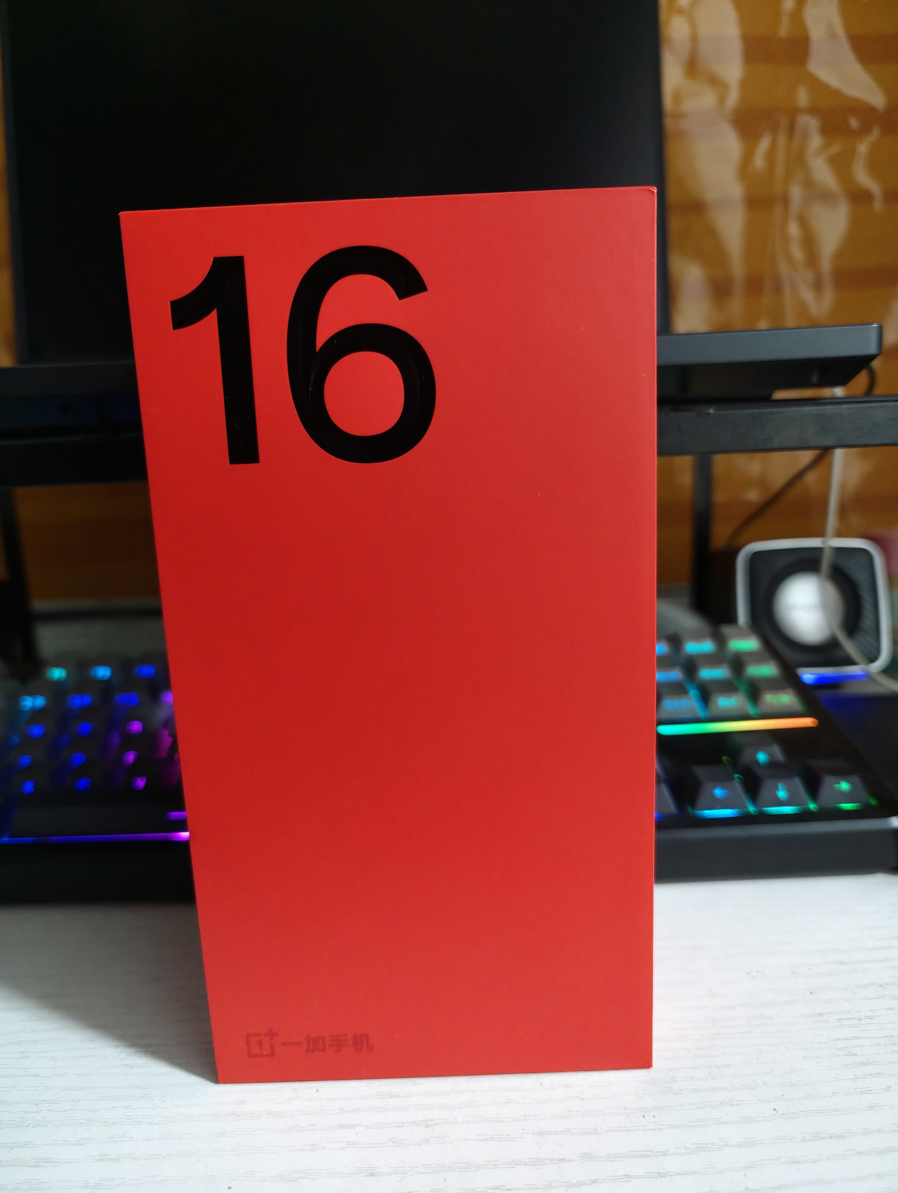 一加 16 16GB+512GB 明日星光 第六代骁龙 8 超级至尊版 185Hz 东方屏 5G智能游戏电竞旗舰oppo手机 实拍图