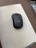 罗技（Logitech）M220 轻音鼠标 无线鼠标 办公鼠标 对称鼠标 带无线微型接收器 灰黑色 实拍图