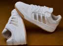 adidas ENTRAP美式校园风运动鞋少年感复古篮球风板鞋阿迪达斯   白/金色   37 实拍图