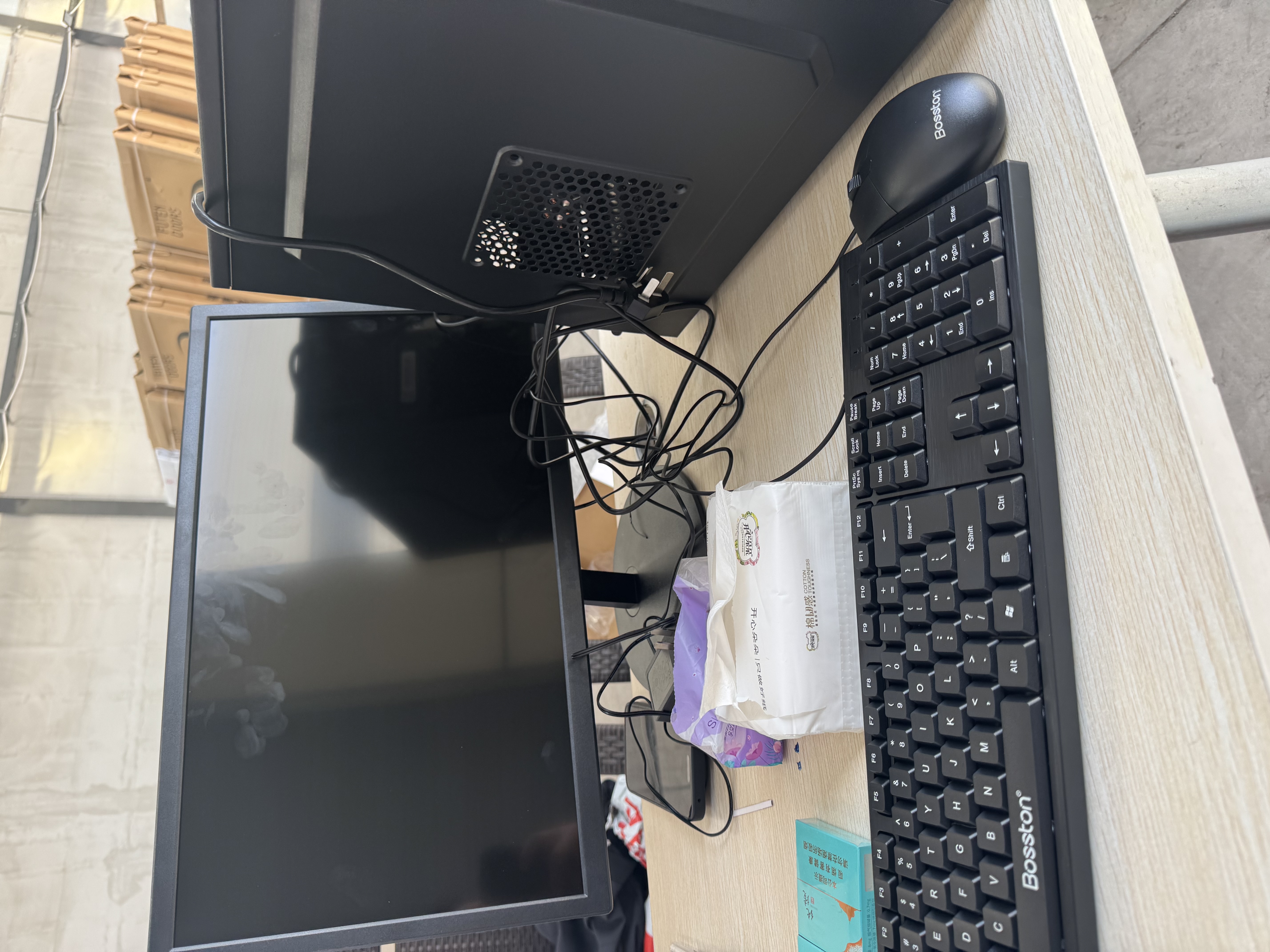 华硕（ASUS）品牌机【14代酷睿i7】台式电脑整机独显商务办公主机炒股大学生设计渲染企业商用diy组装电脑全套 华硕主机+24英寸全套【超清液晶丨蓝光护眼】 【旗舰】酷睿i7丨16G丨756G丨4K 实拍图