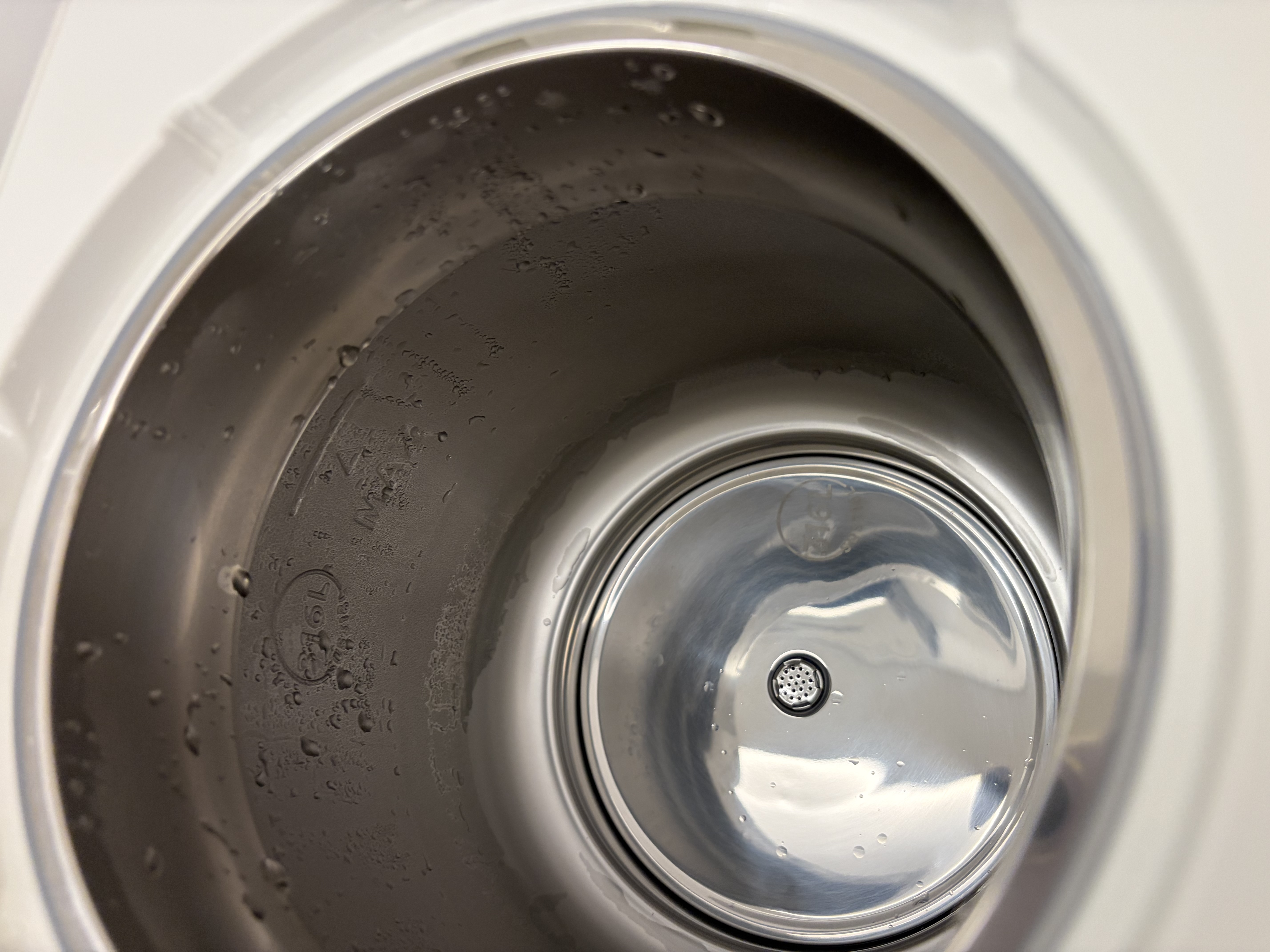 东芝（TOSHIBA）【旗舰爆款】小白露熟水机0涂层饮水机电热水瓶恒温水壶4L保温真沸腾调奶器 风冷降温TP-40DSVC 实拍图