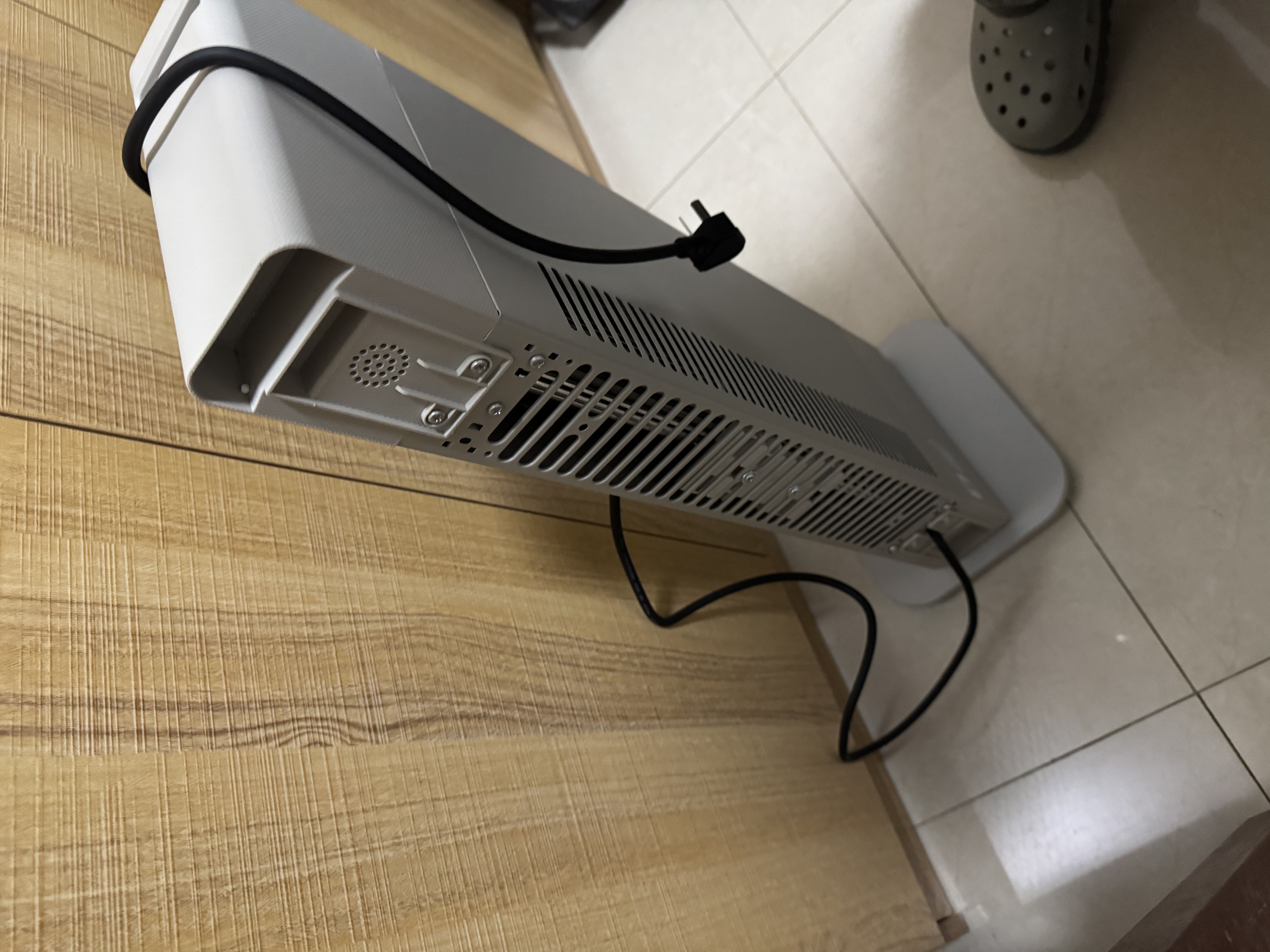 美的（Midea）【立卧两用】石墨烯语音踢脚线取暖器/家用电热电暖器/浴室节能电暖气/全屋大面积移动地暖 NDS-LC 实拍图