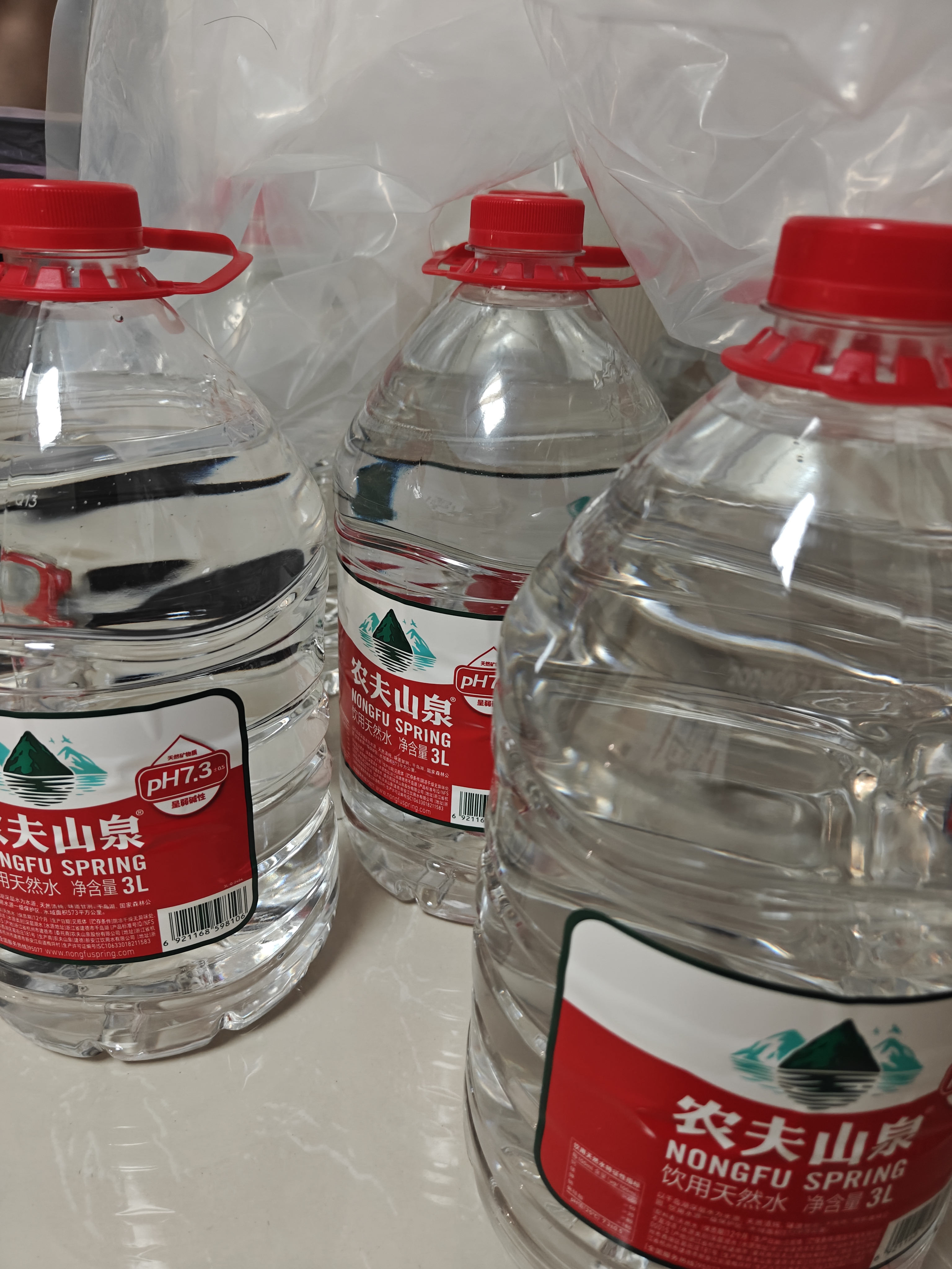 农夫山泉  饮用水 饮用天然水3L*6桶 整箱 桶装水 实拍图