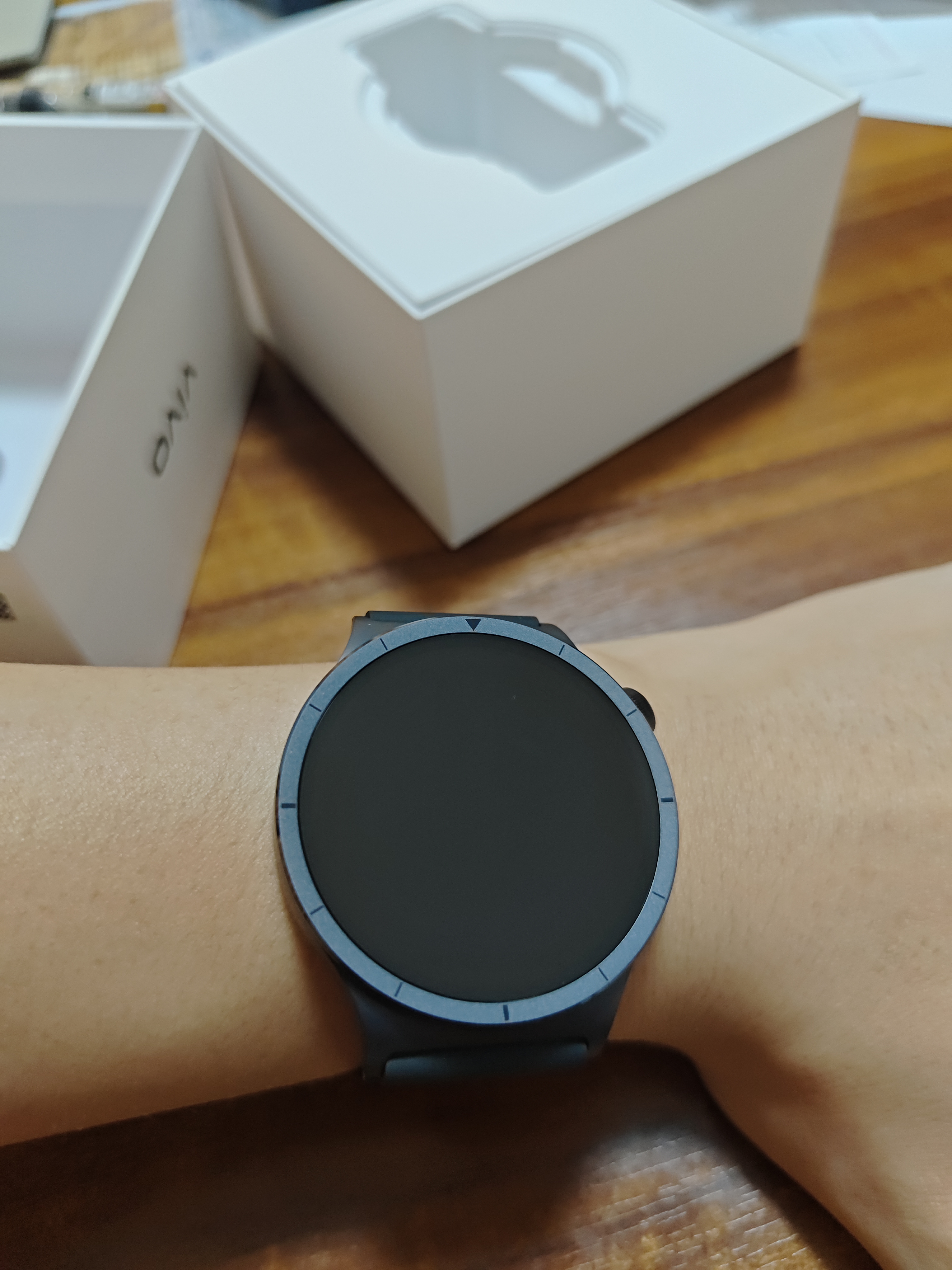 vivo WATCH 6 蓝牙版 旷野 蓝宝石玻璃表镜 超轻薄表体 进阶跑骑指导 运动手表 智能手表 手表运动 实拍图